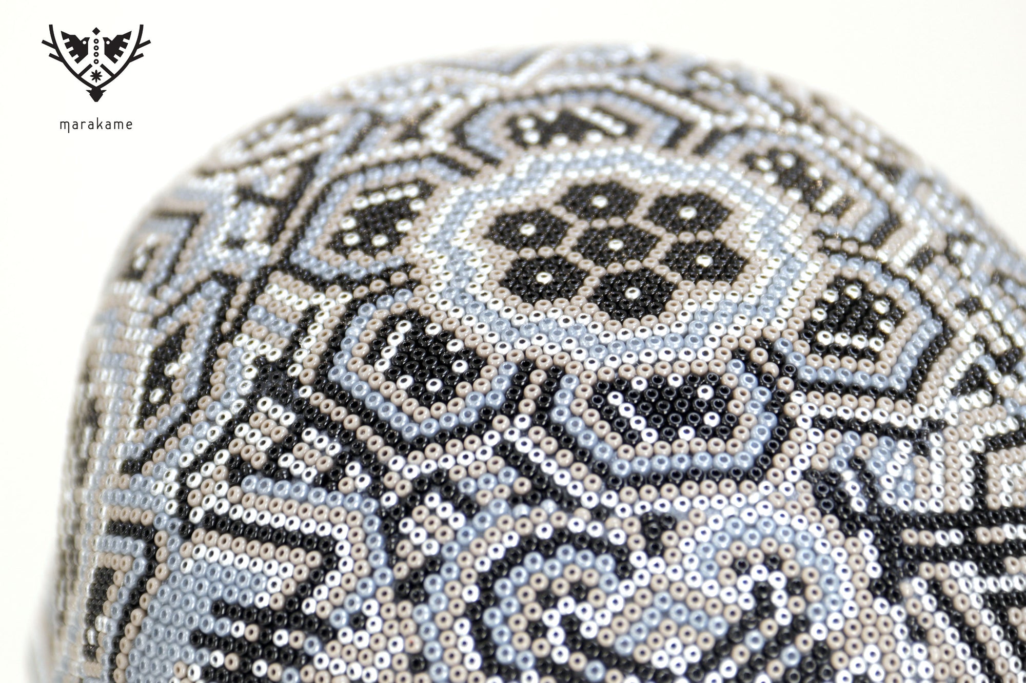 Cráneo huichol escala real - Calavera Hauxamanaka