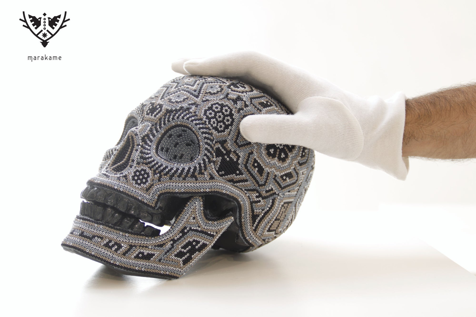 Cráneo huichol escala real - Calavera Hauxamanaka