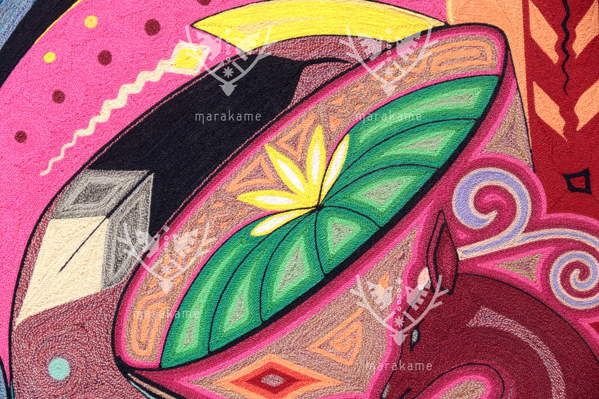 Nierika de Estambre Cuadro Huichol - El Peyote Naciente - 50 x 50 cm.