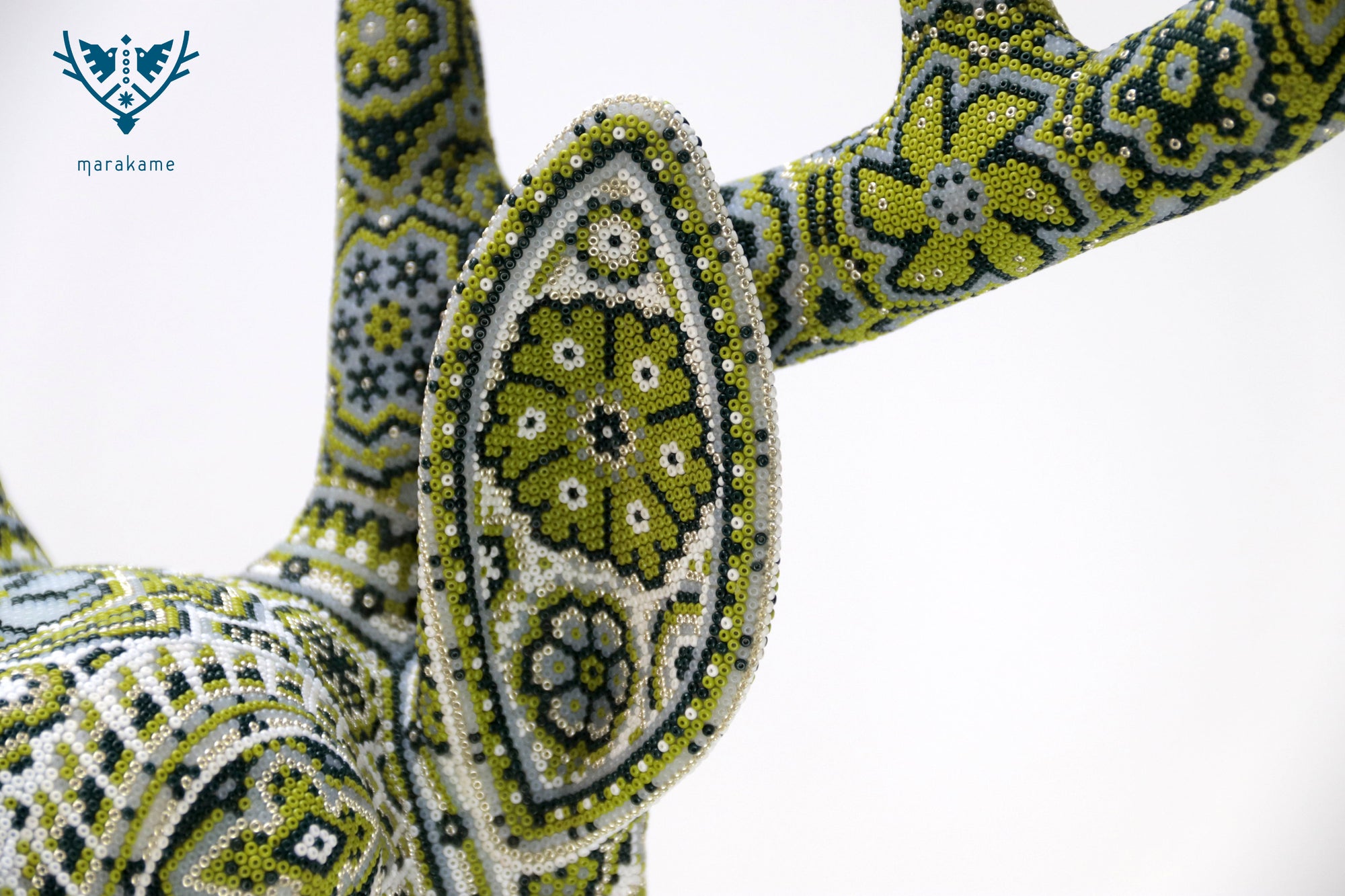 Escultura Arte Huichol - Cabeza de Venado - Wirikuta Maxa Kauyumarie