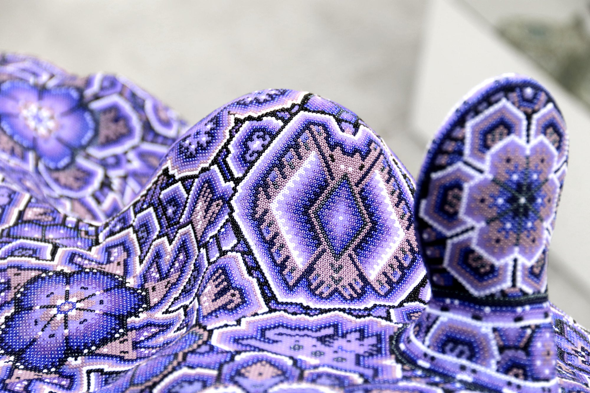 Escultura Arte Huichol - Cabeza de hipopótamo - Yurienaka niukieya - La voz de la tierra