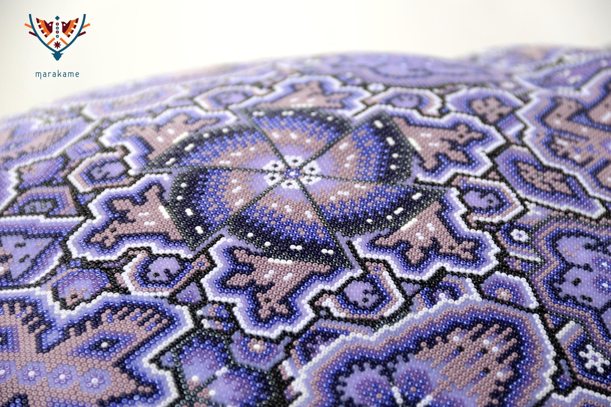 Escultura Arte Huichol - Cabeza de hipopótamo - Yurienaka niukieya - La voz de la tierra