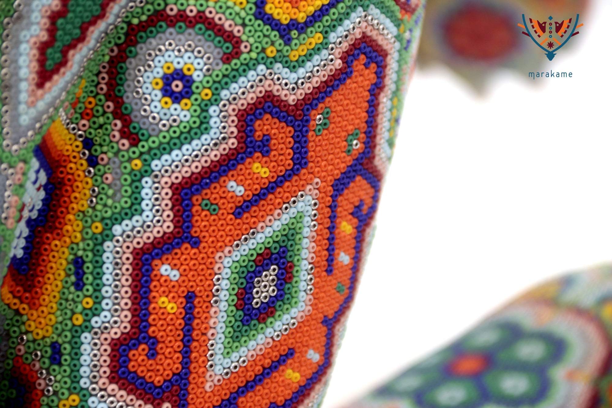 Escultura Arte Huichol - Leopardo macho - El jardín wixárika sobre su piel