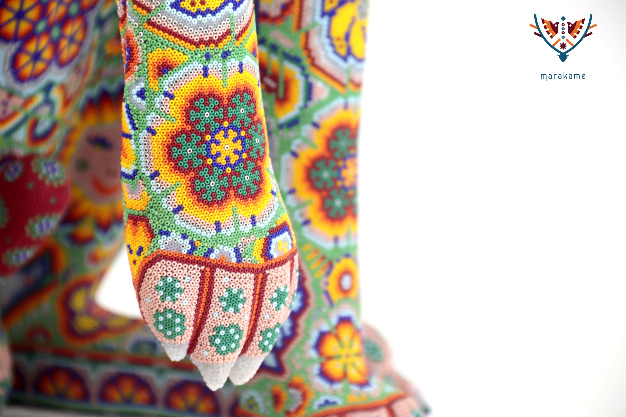 Escultura Arte Huichol - Leopardo macho - El jardín wixárika sobre su piel