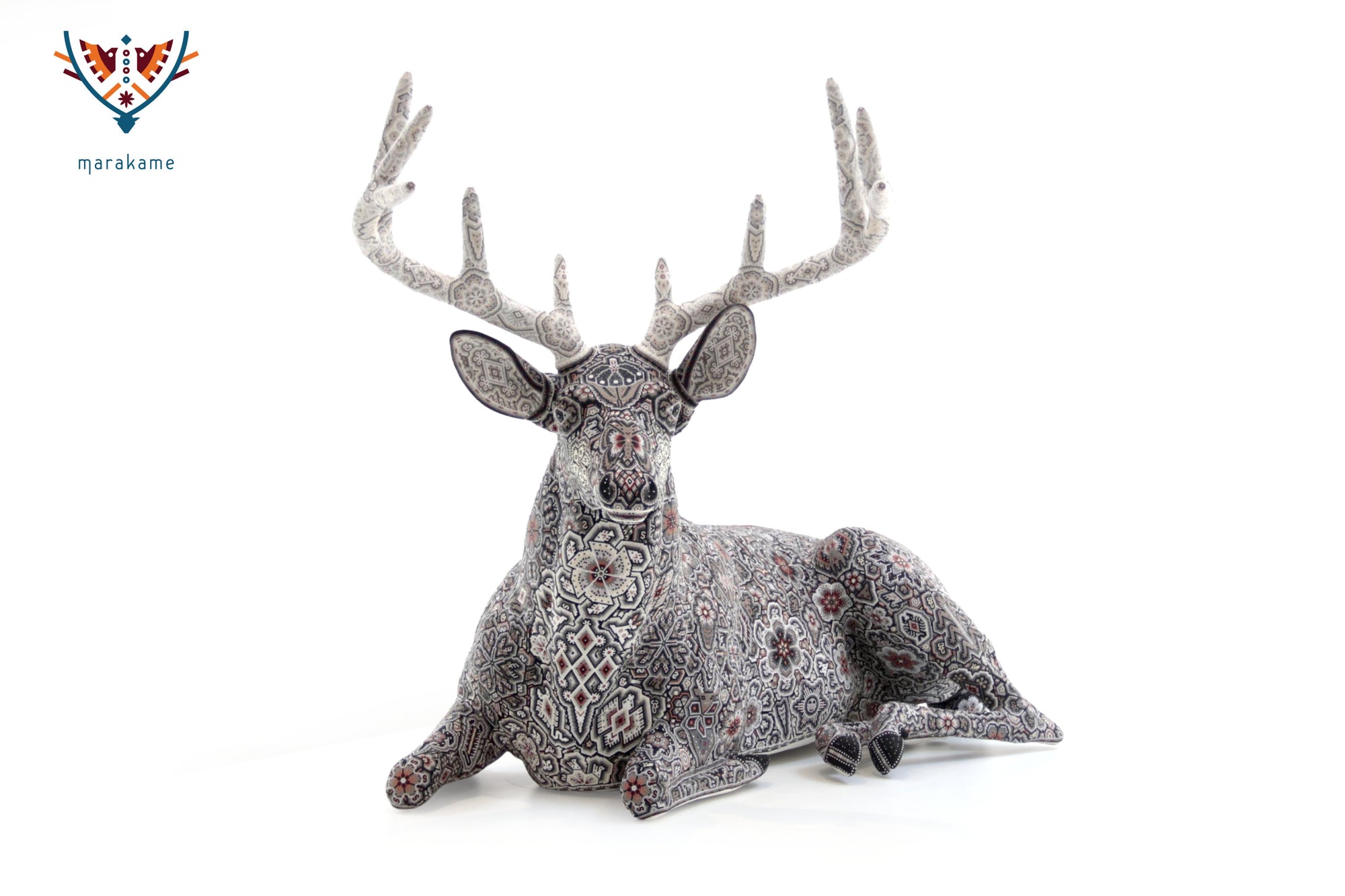 Huichol Art Sculpture - Wirikuta Kuka Tewayari - Deer decorated with beads