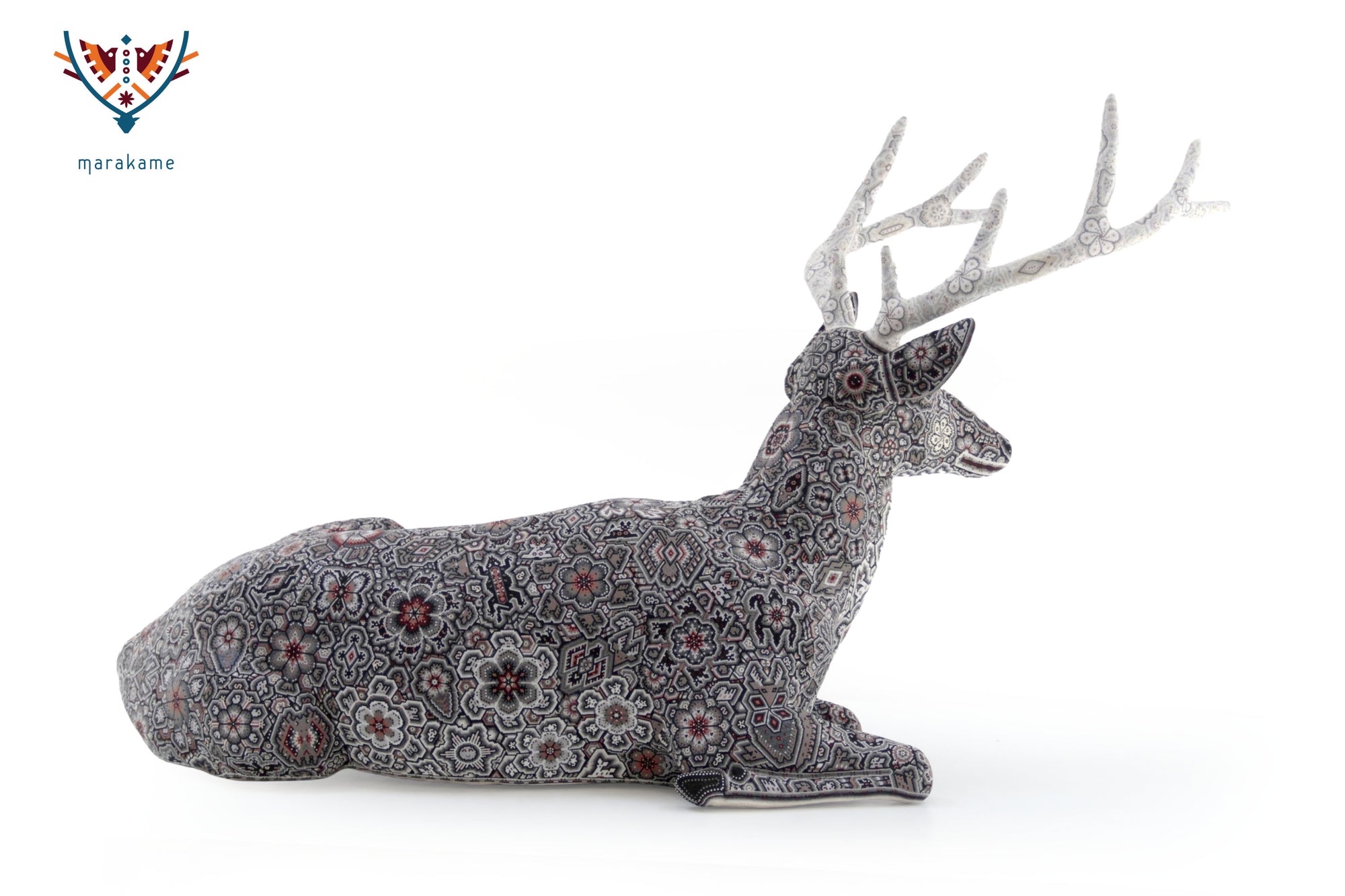 Huichol Art Sculpture - Wirikuta Kuka Tewayari - Deer decorated with beads