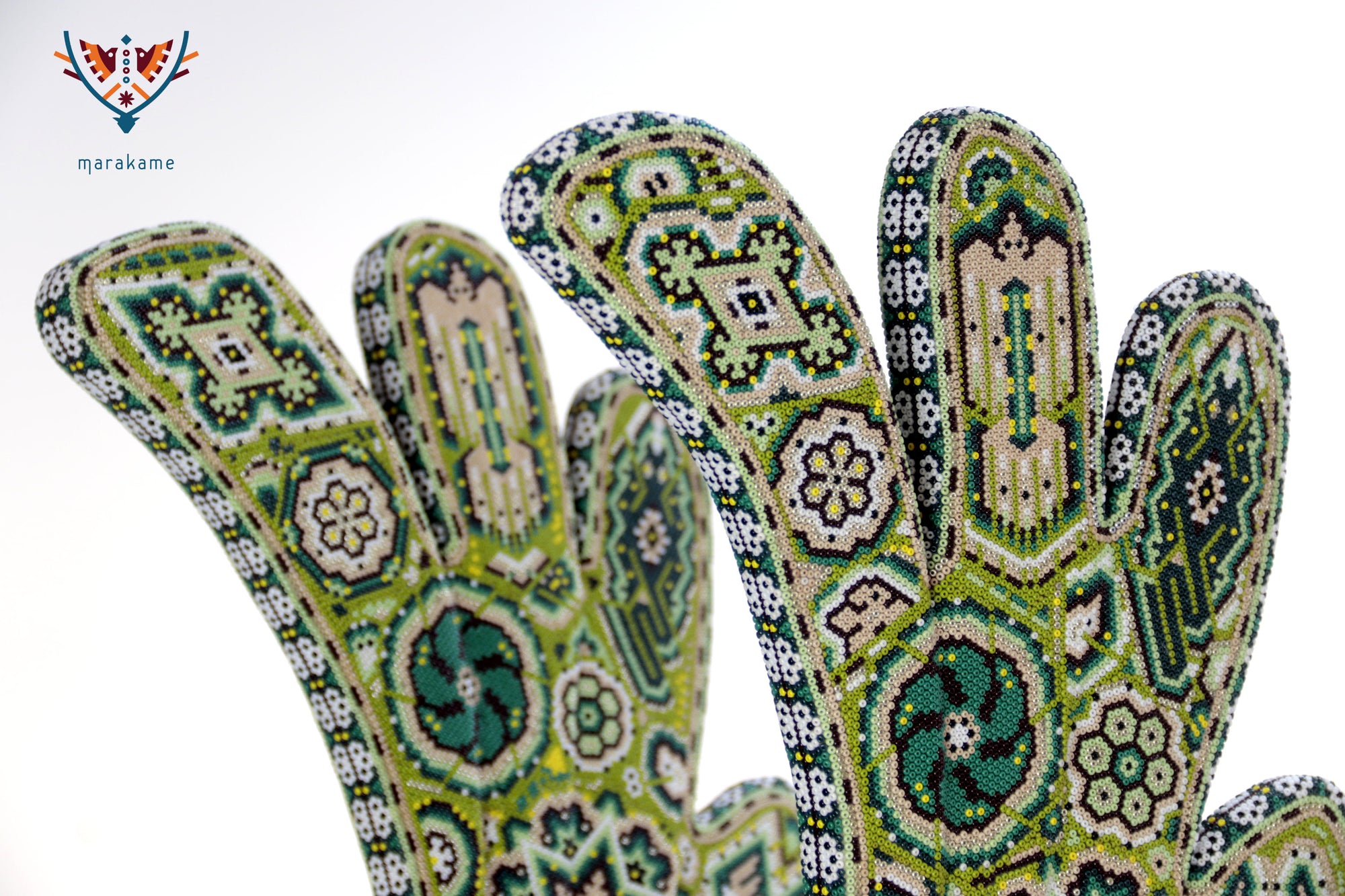 Escultura Arte Huichol - Fusión cultural Wixárika Zapoteca - Quetzalcóatl tres elementos - Agua, tierra y viento