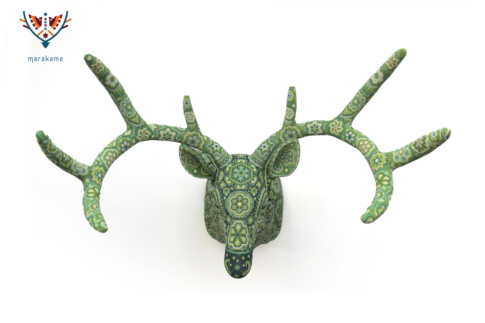 Escultura Arte Huichol - Cabeza de Venado - Vavaasári - Deidad que se manifiesta en forma de venado - 2024-2025