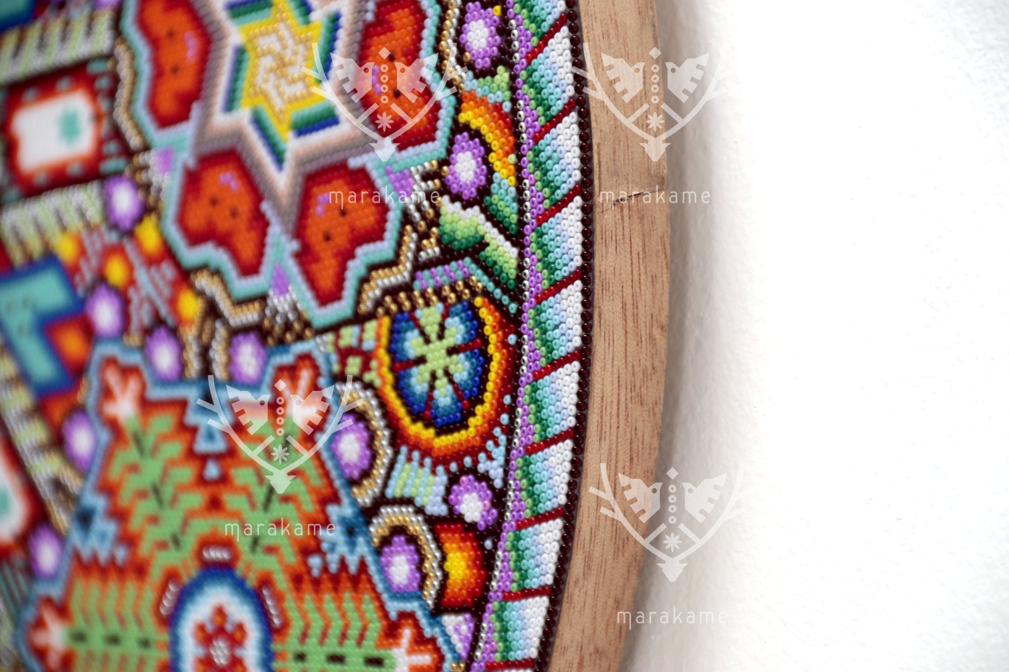 Nierika de Chaquira micro Huichol Circle - Niwetsika - 40.3 cm.