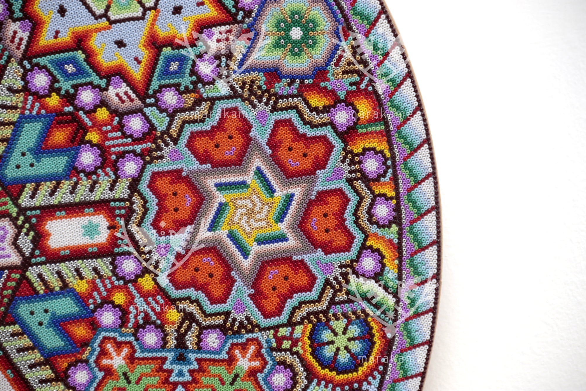 Nierika de Chaquira micro Huichol Circle - Niwetsika - 40.3 cm.