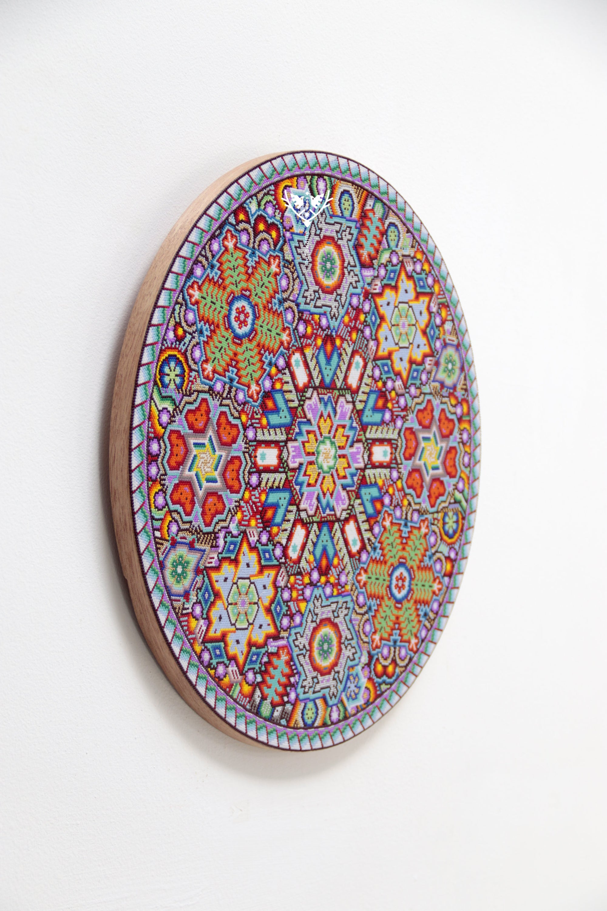 Nierika de Chaquira micro Huichol Circle - Niwetsika - 40.3 cm.