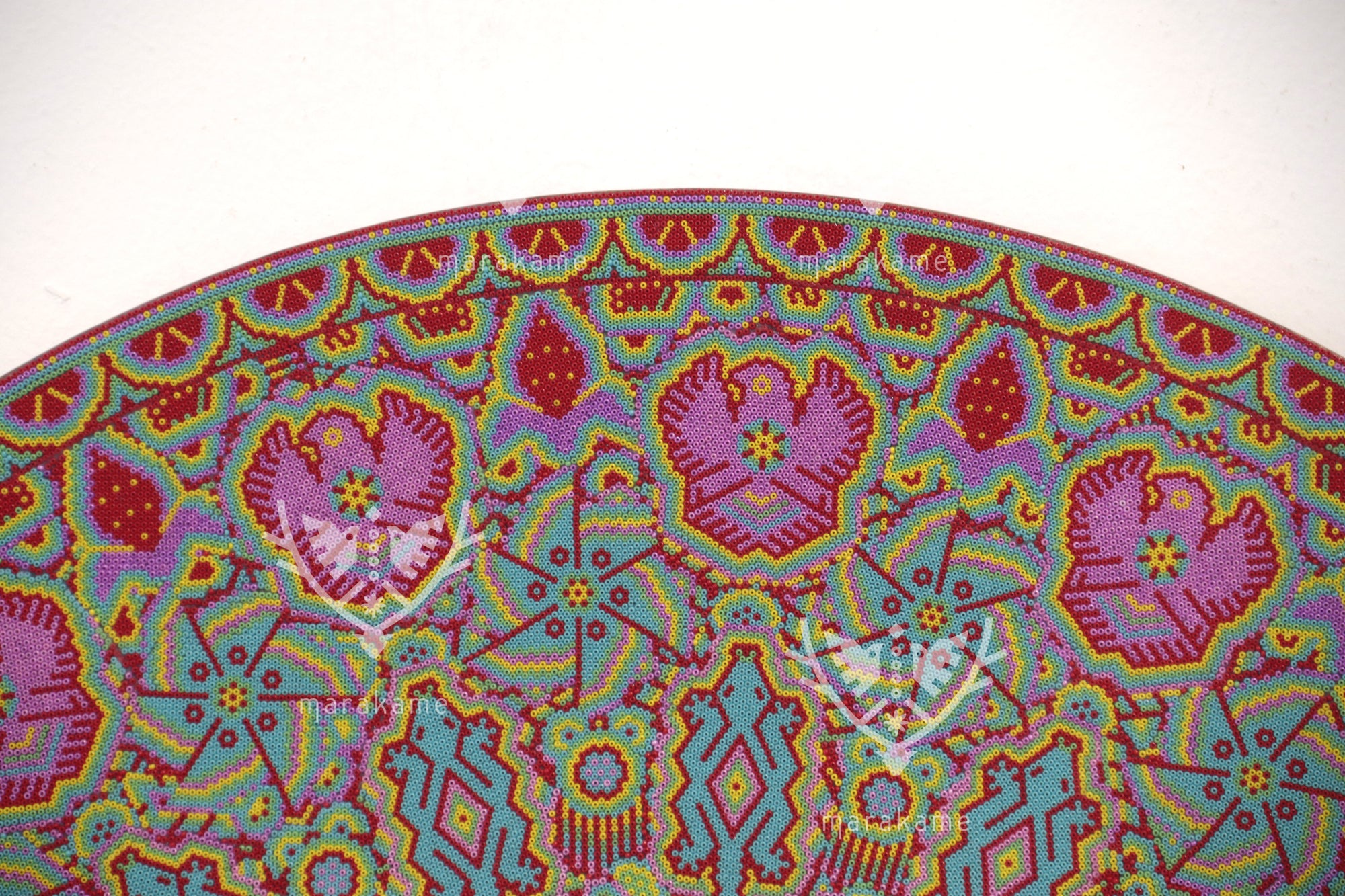 Nierika de Chaquira micro Circulo Huichol - Los Colores del Maíz - 60 cm.