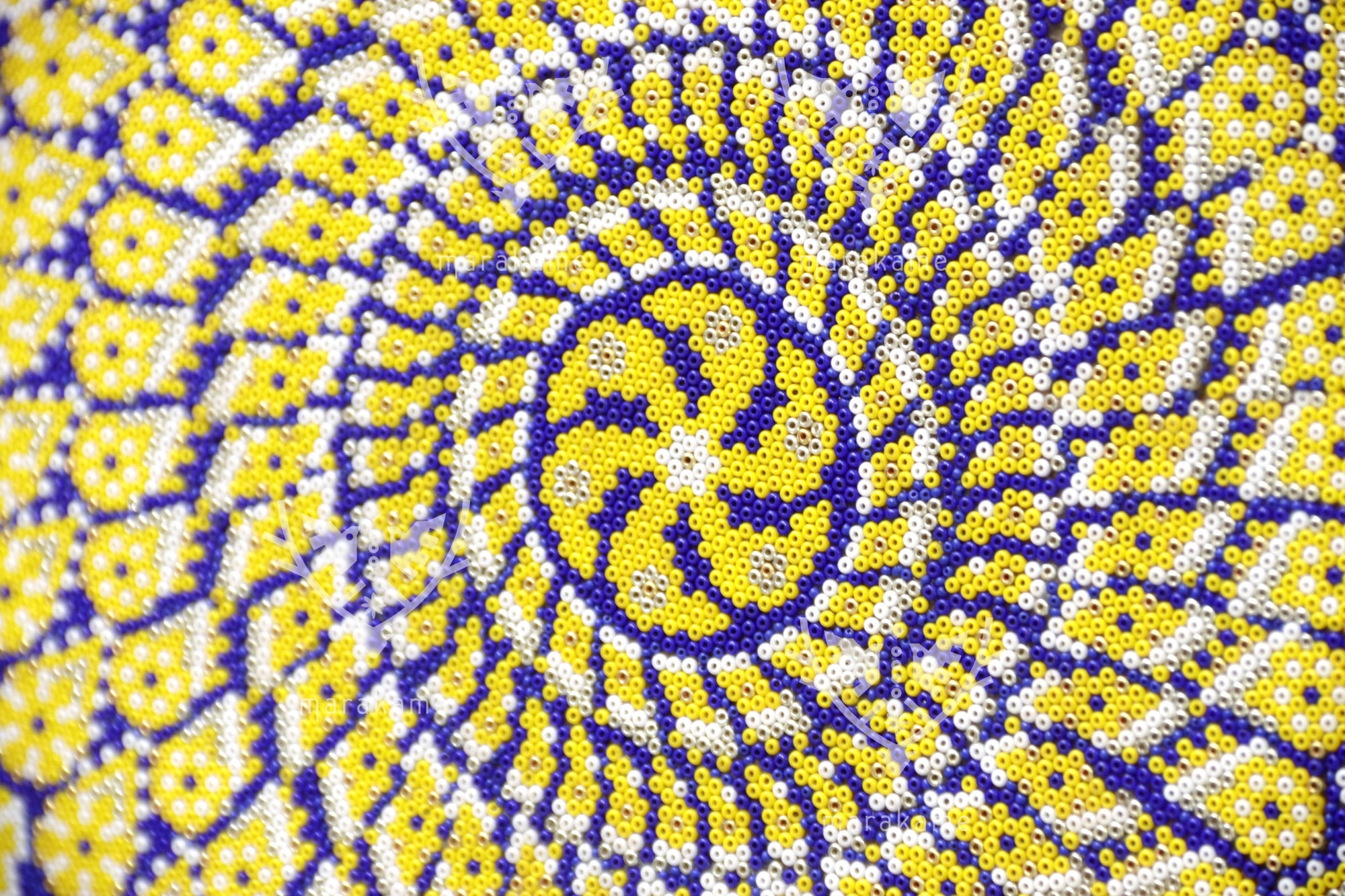 Nierika de Chaquira Circulo Huichol - Arquitectura simbólica del tiempo circular - 120 cm.