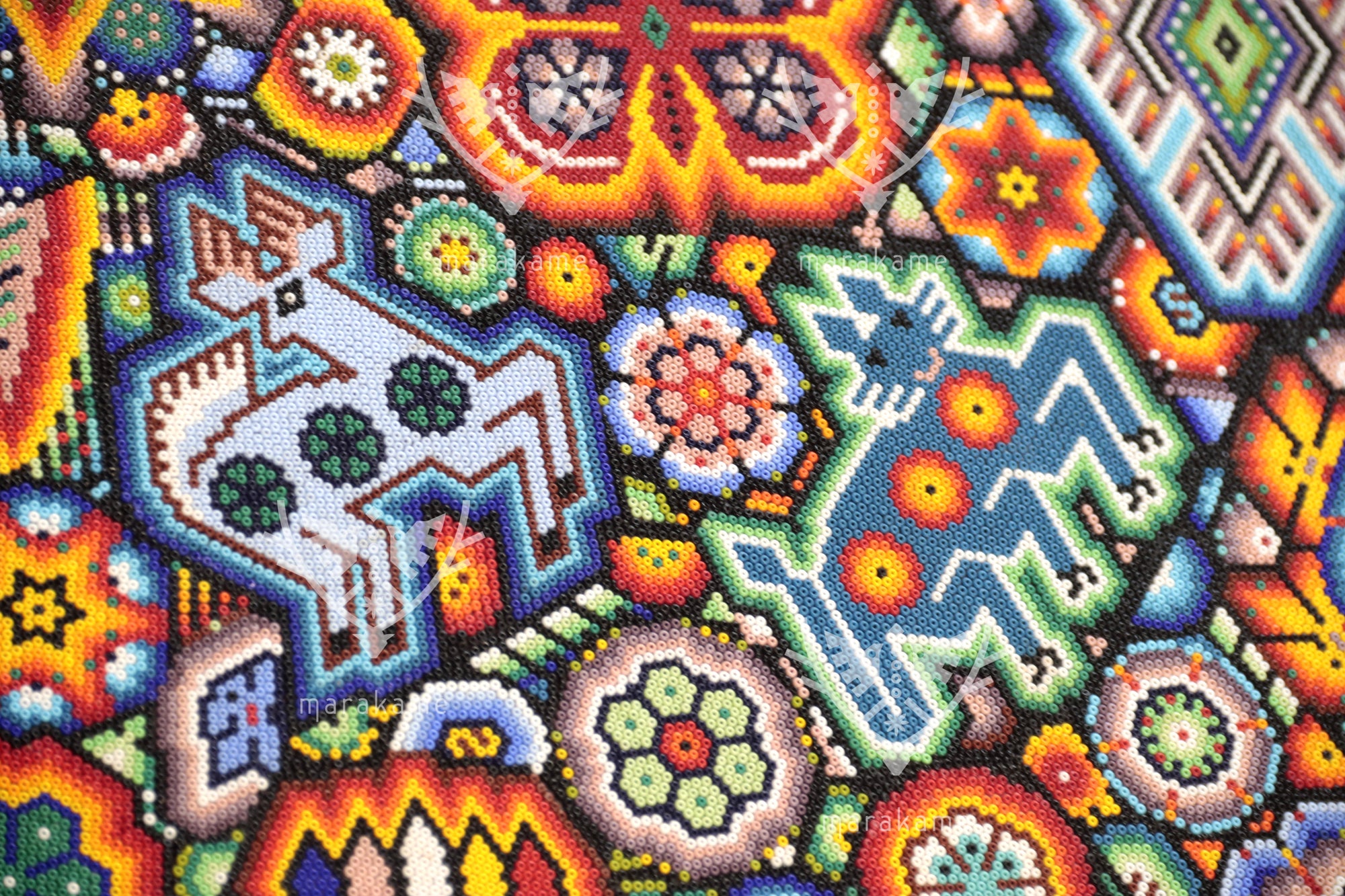 Nierika de Chaquira Cuadro Huichol - El Ciclo Sagrado: Cartografía de la Cosmovisión Wixárika - 244 x 60 cm.
