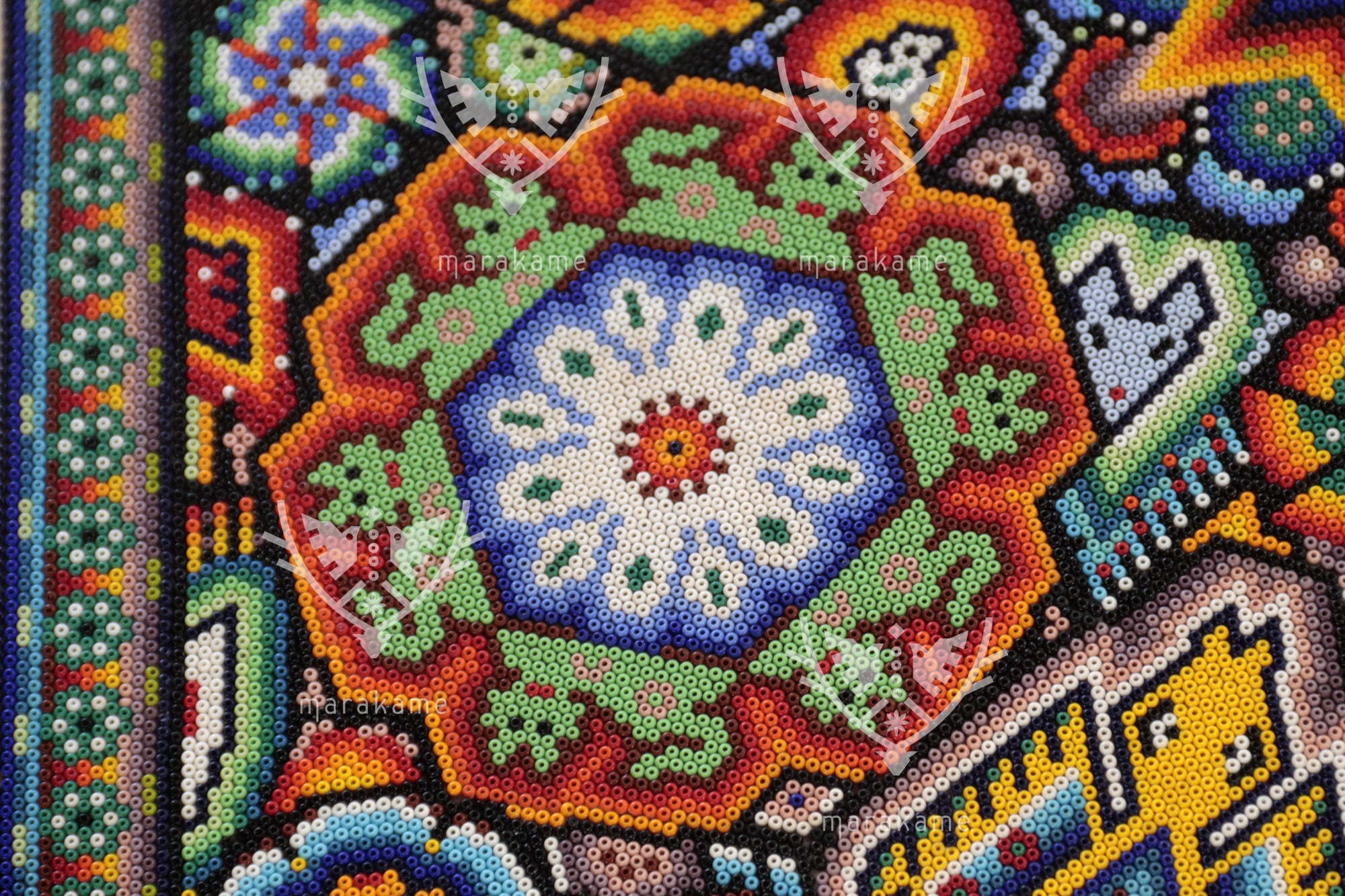 Nierika de Chaquira Cuadro Huichol - El Ciclo Sagrado: Cartografía de la Cosmovisión Wixárika - 244 x 60 cm.