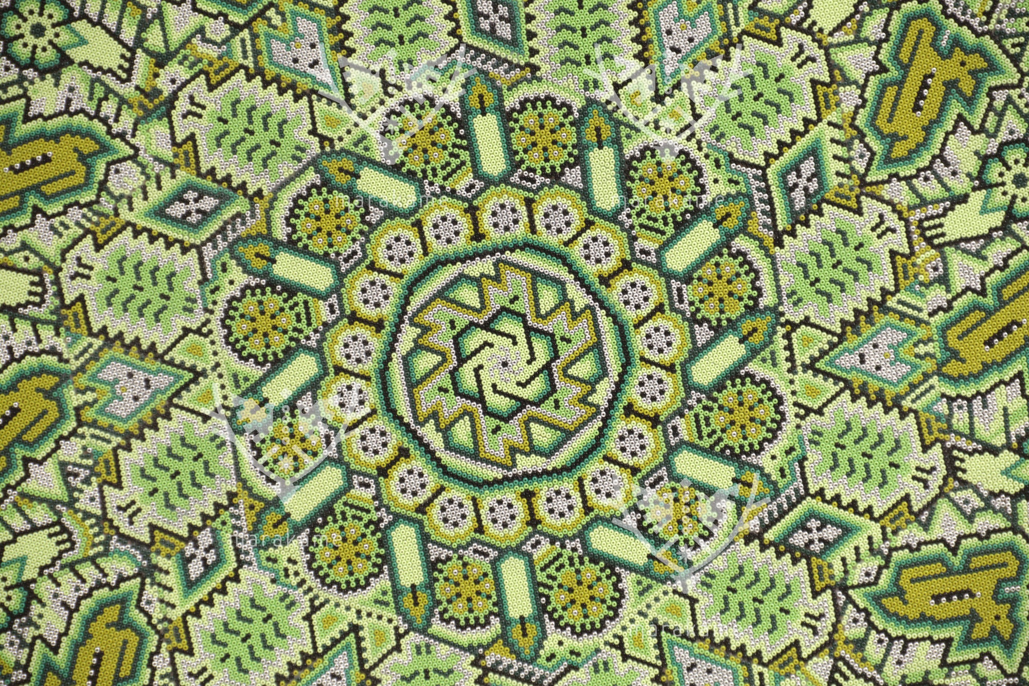 Nierika de Chaquira Círculo Huichol - El Jardín de los Venados - 120 cm.