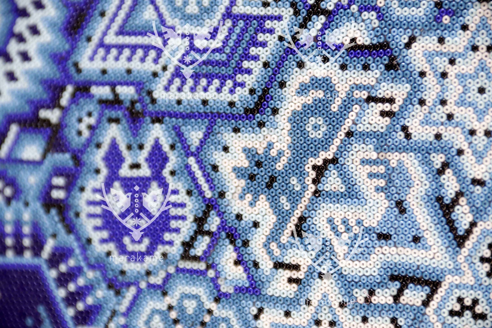 Nierika de Chaquira micro Círculo Huichol - Tatei nariwame - Nuestra madre de la lluvia - 40.3 cm.