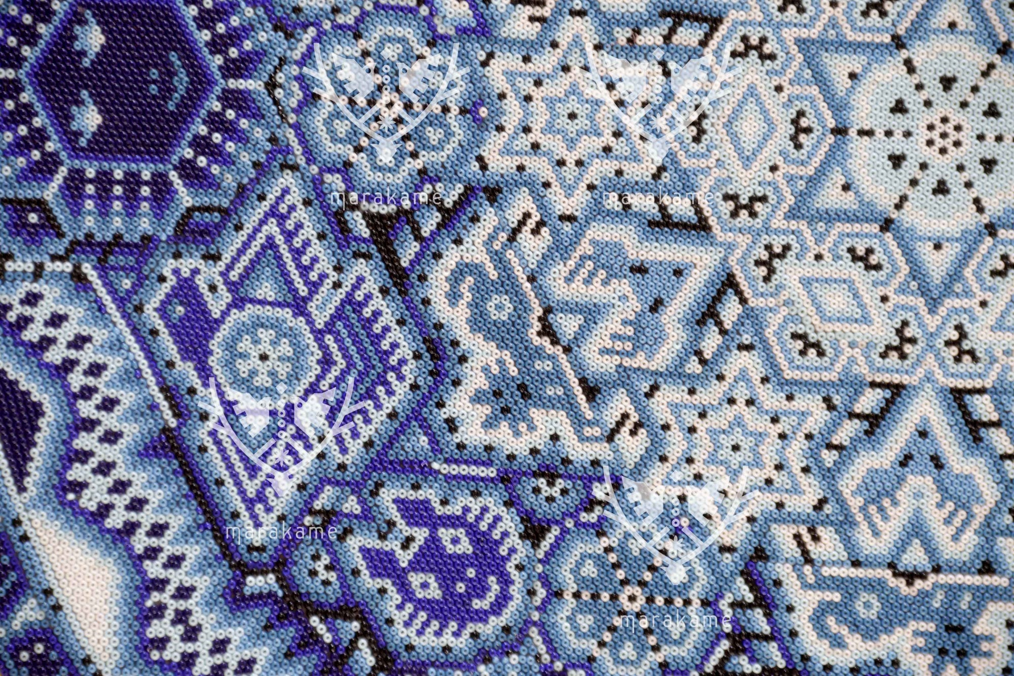 Nierika de Chaquira micro Círculo Huichol - Tatei nariwame - Nuestra madre de la lluvia - 40.3 cm.