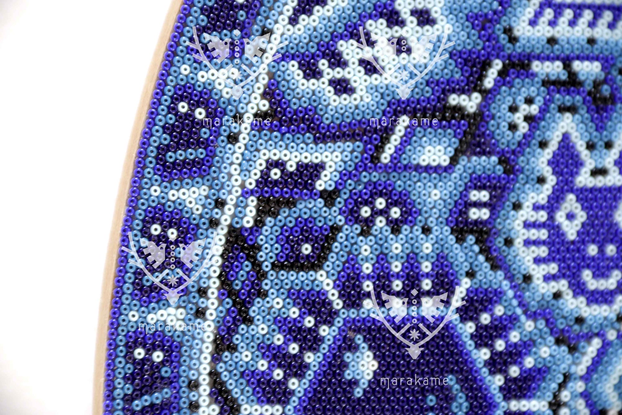 Nierika de Chaquira micro Círculo Huichol - Tatei nariwame - Nuestra madre de la lluvia - 40.3 cm.