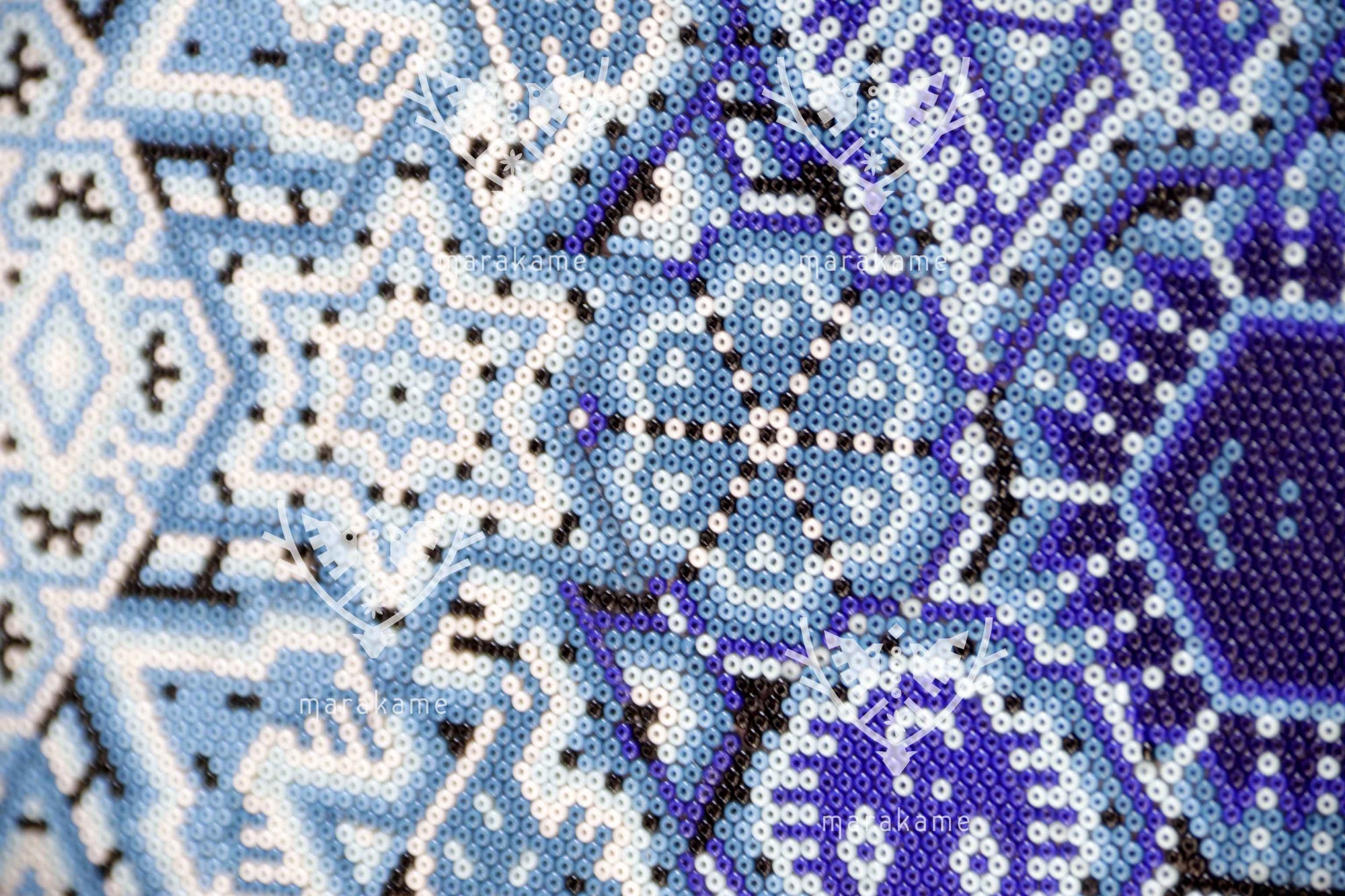 Nierika de Chaquira micro Círculo Huichol - Tatei nariwame - Nuestra madre de la lluvia - 40.3 cm.
