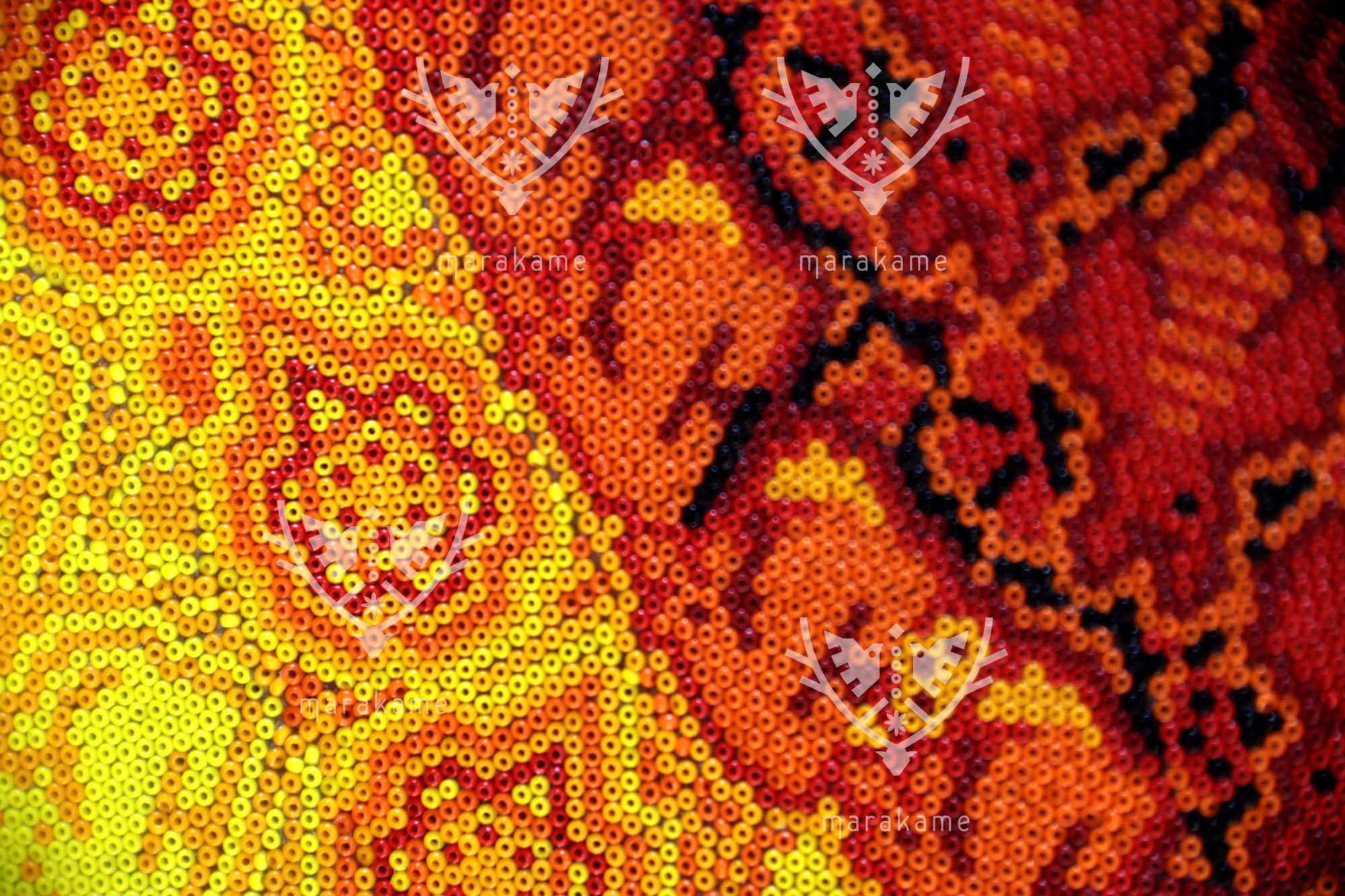 Nierika de Sequira micro Huichol Circle - Our Father Sun - 40.3 cm.