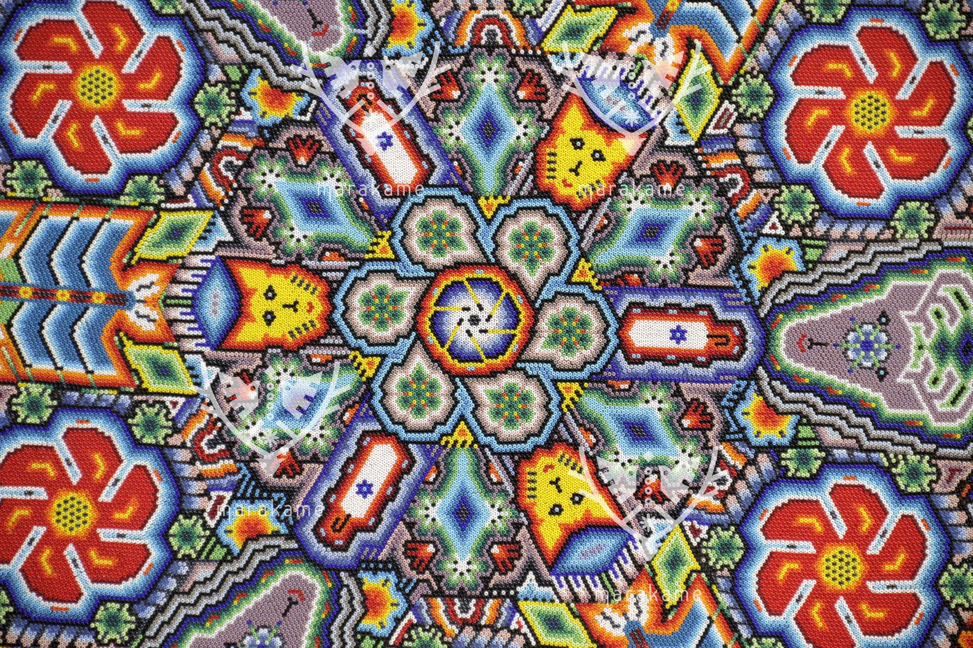 Nierika de Chaquira micro Huichol Circle - Maxakuaxi Yeiyarieya in Mukuyuawi - The vision of maxakuaxi in Mukuyuawi - 80 cm.