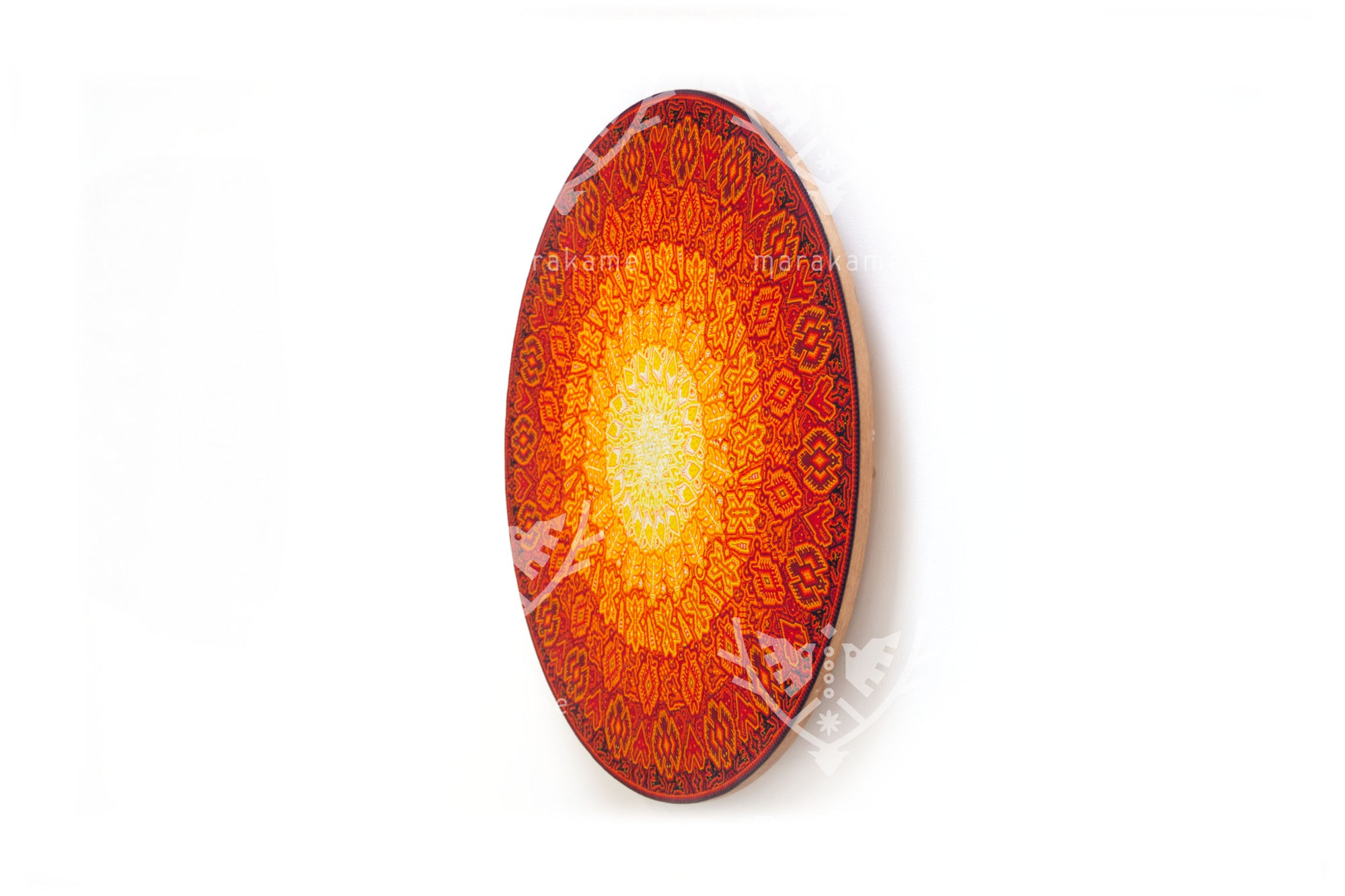 Nierika de Chaquira micro Círculo Huichol - Flor de fuego: polen, visión y territorio - 80 cm.
