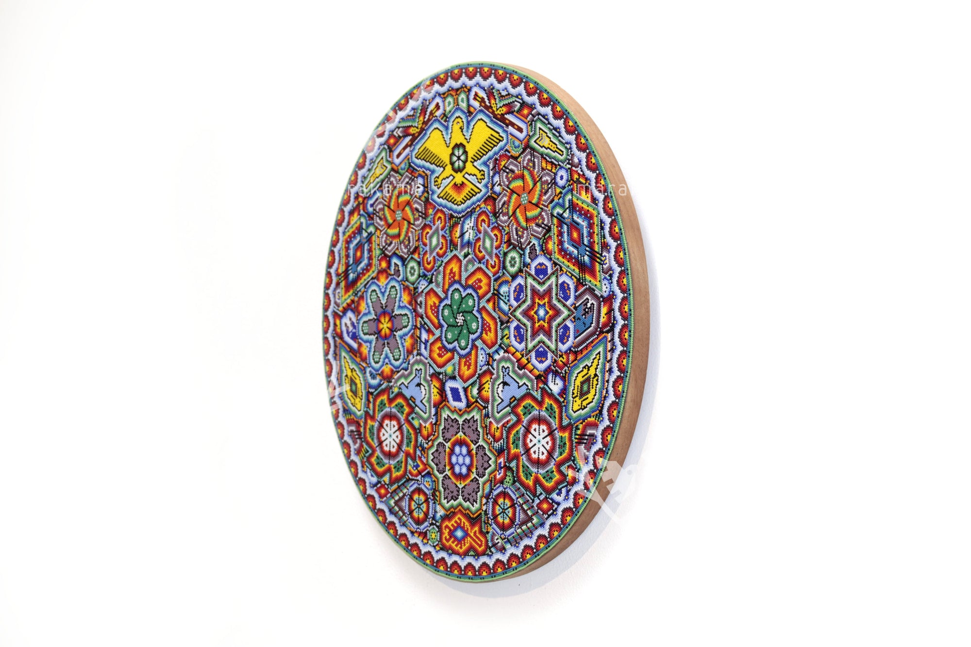 Nierika de Chaquira micro Círculo Huichol - Wirikuta Wa Usa Manti Neika - 40 cm.