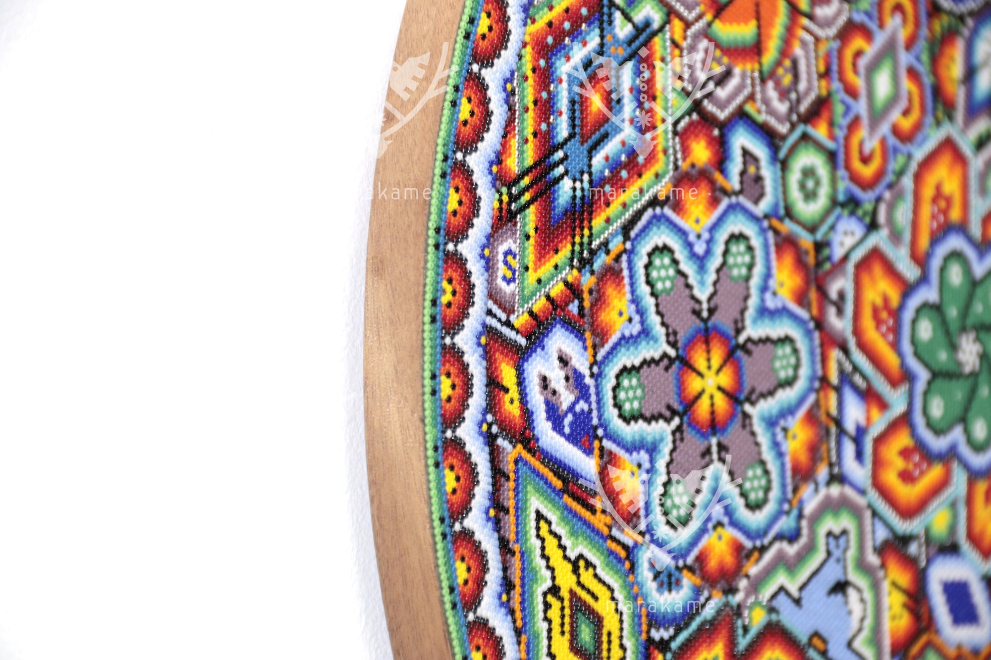 Nierika de Chaquira micro Círculo Huichol - Wirikuta Wa Usa Manti Neika - 40 cm.