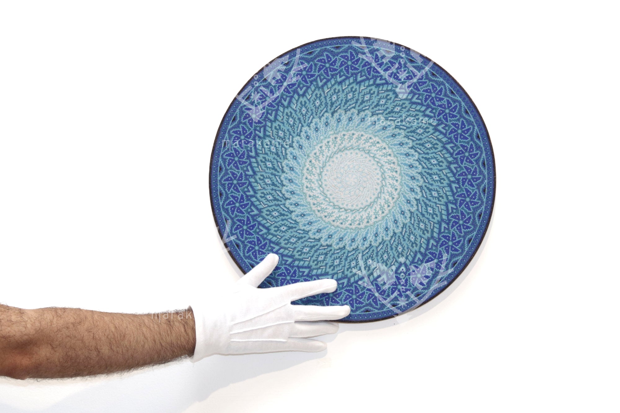 Nierika de Chaquira micro Círculo Huichol - Wirikuta tuutú yuyuawi - Flores azules del desierto de Wirikuta - 40 cm.