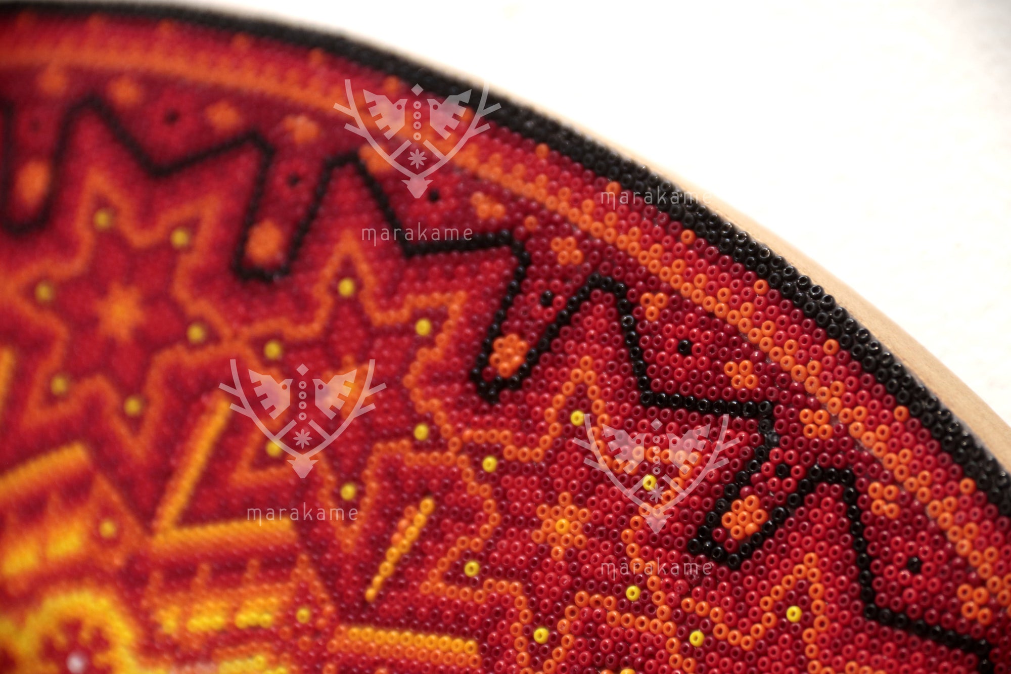 Nierika de Chaquira micro Círculo Huichol - Visión de Tatewari - 40 cm.