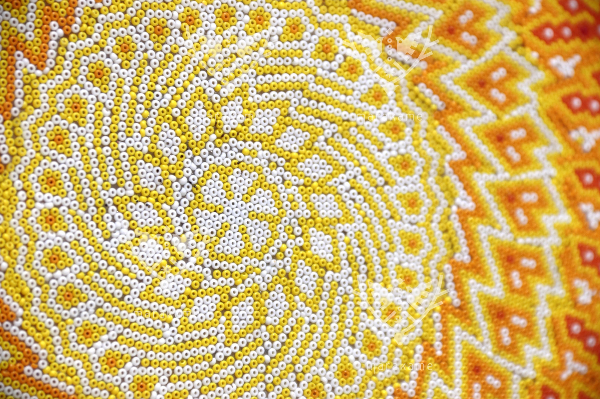 Nierika de Chaquira micro Círculo Huichol - Visión de Tatewari - 40 cm.