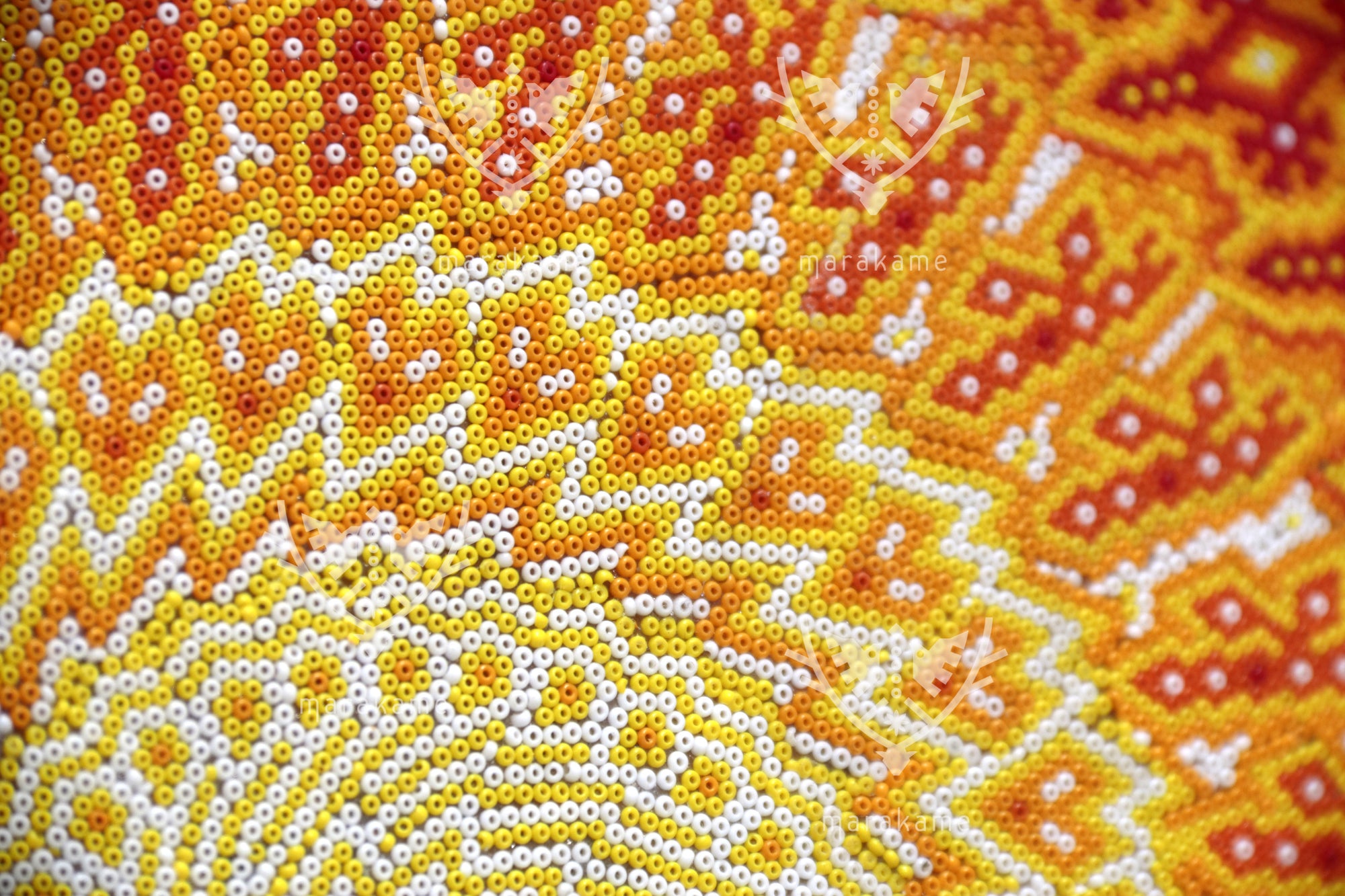 Nierika de Chaquira micro Círculo Huichol - Visión de Tatewari - 40 cm.