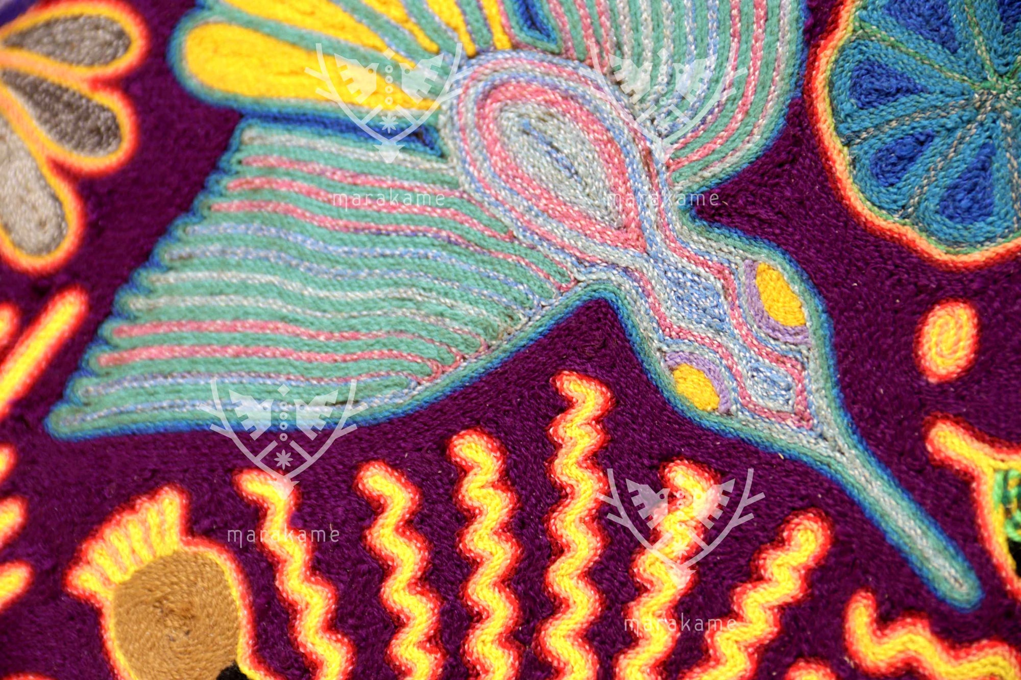 Nierika de Estambre Círculo Huichol - Tatewari - Fuego sagrado - 120 cm. - 2025