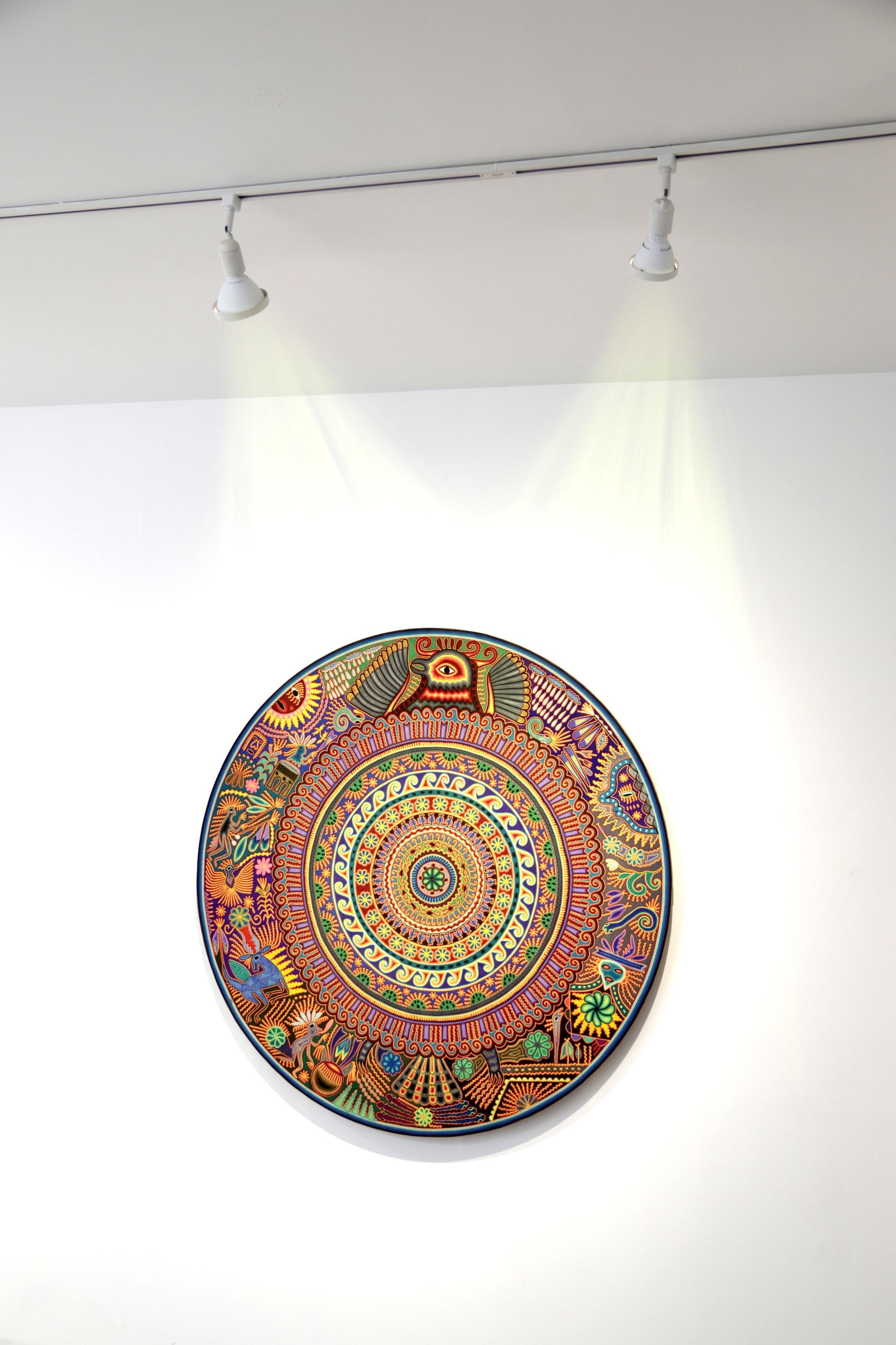 Nierika de Estambre Círculo Huichol - Wexik+a - Águila solar - 160 cm. - 2025