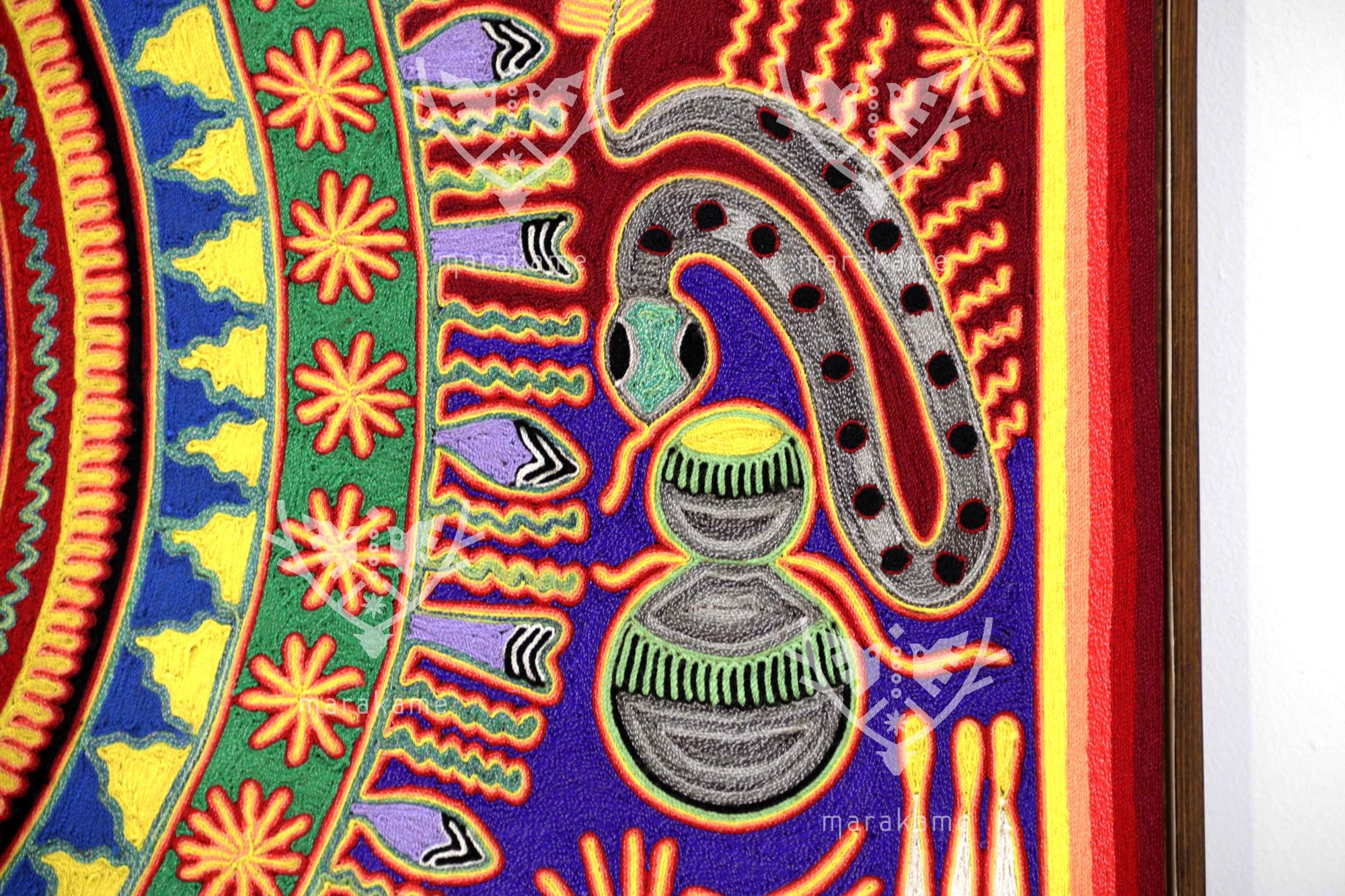 Nierika de Estambre Cuadro Huichol - Takutsi Nakawé - Madre creadora - 122 x 94 cm. - 2025