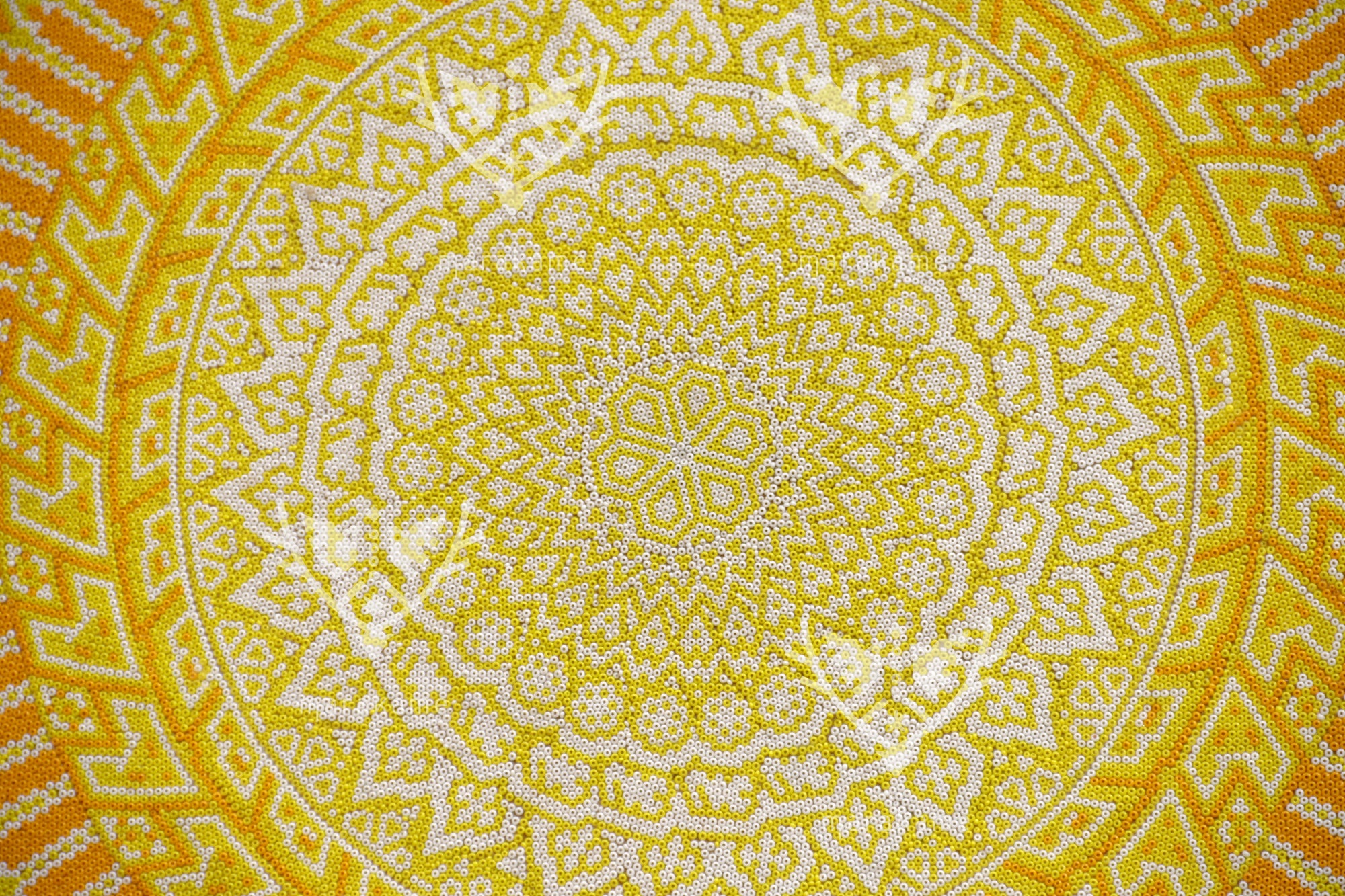 Nierika de Chaquira Circulo Huichol - Epistemología Solar - 120 cm.