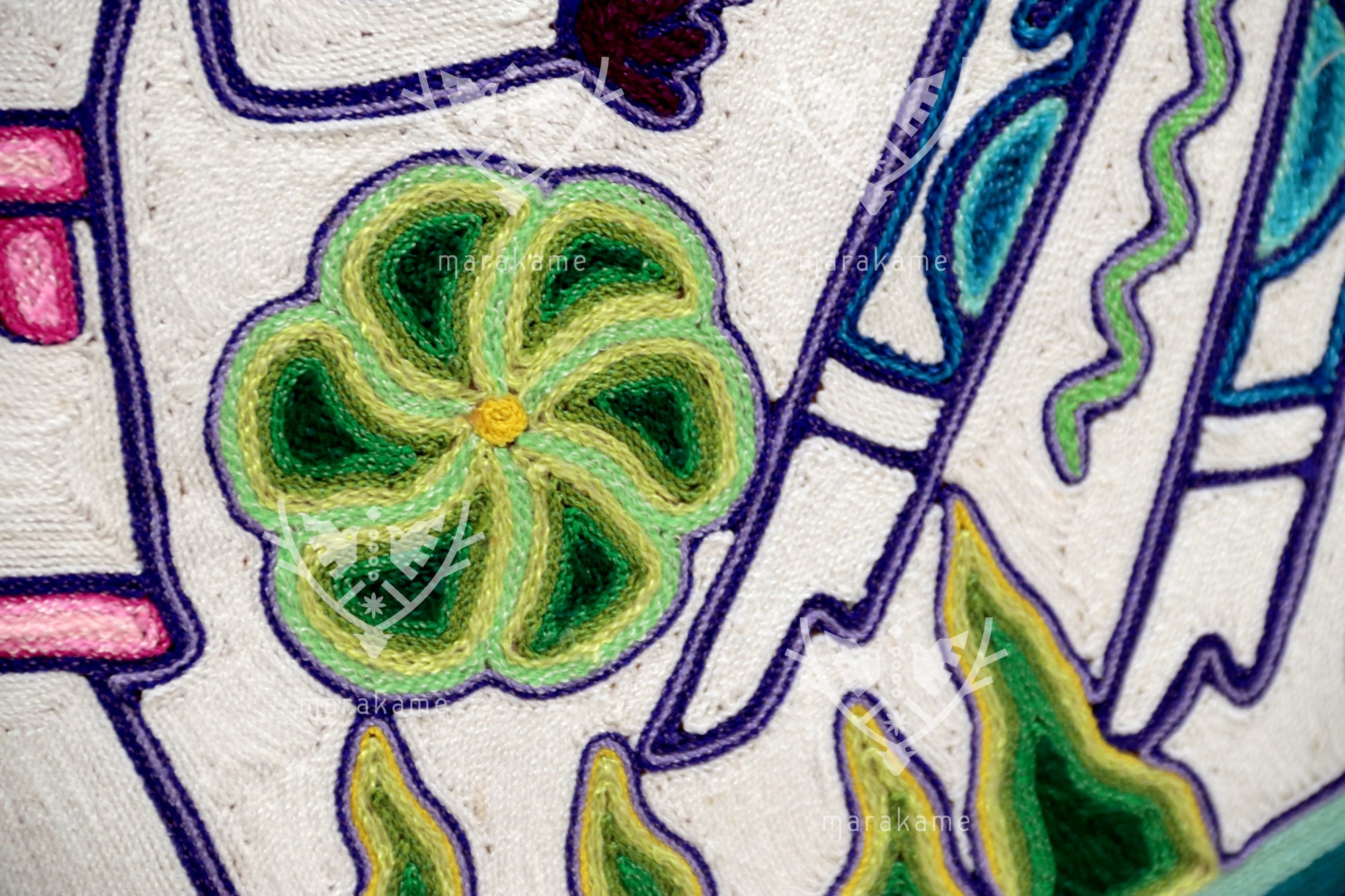 Nierika de Estambre Circulo Huichol - Maxa Hembra - 100 cm.