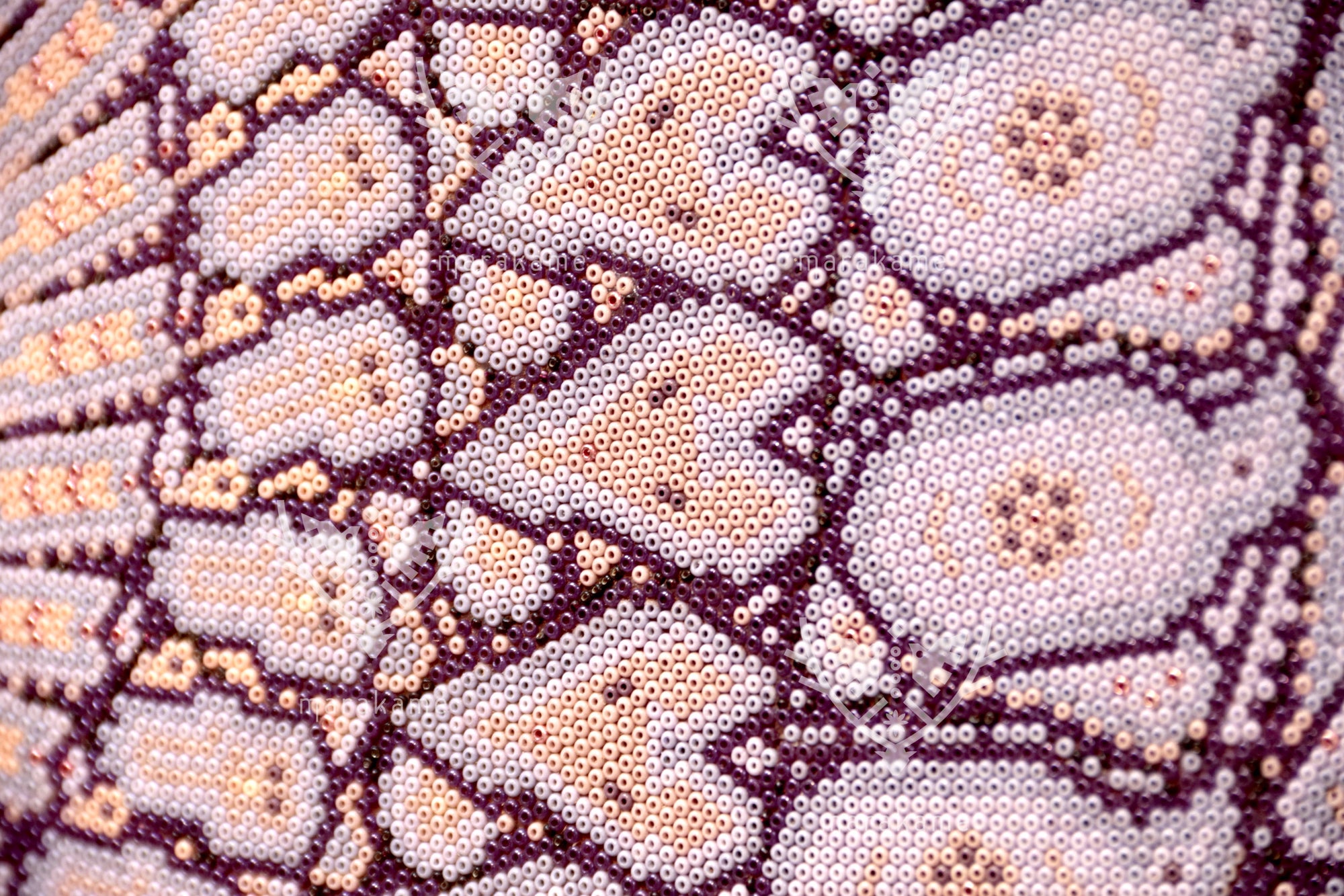 Nierika de Chaquira Circulo Huichol - Peyote Flechado: Nierika de la Visión Ancestral - 120 cm.