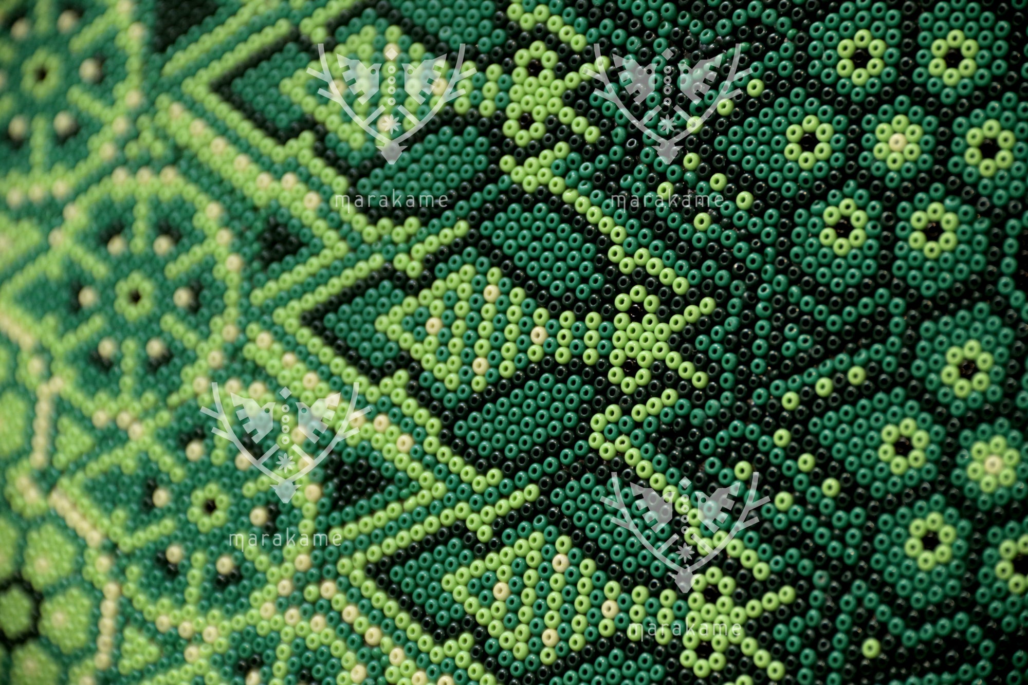 Nierika de Chaquira Circulo Huichol - Xuráwe: Memoria del Peregrinaje - 120 cm.