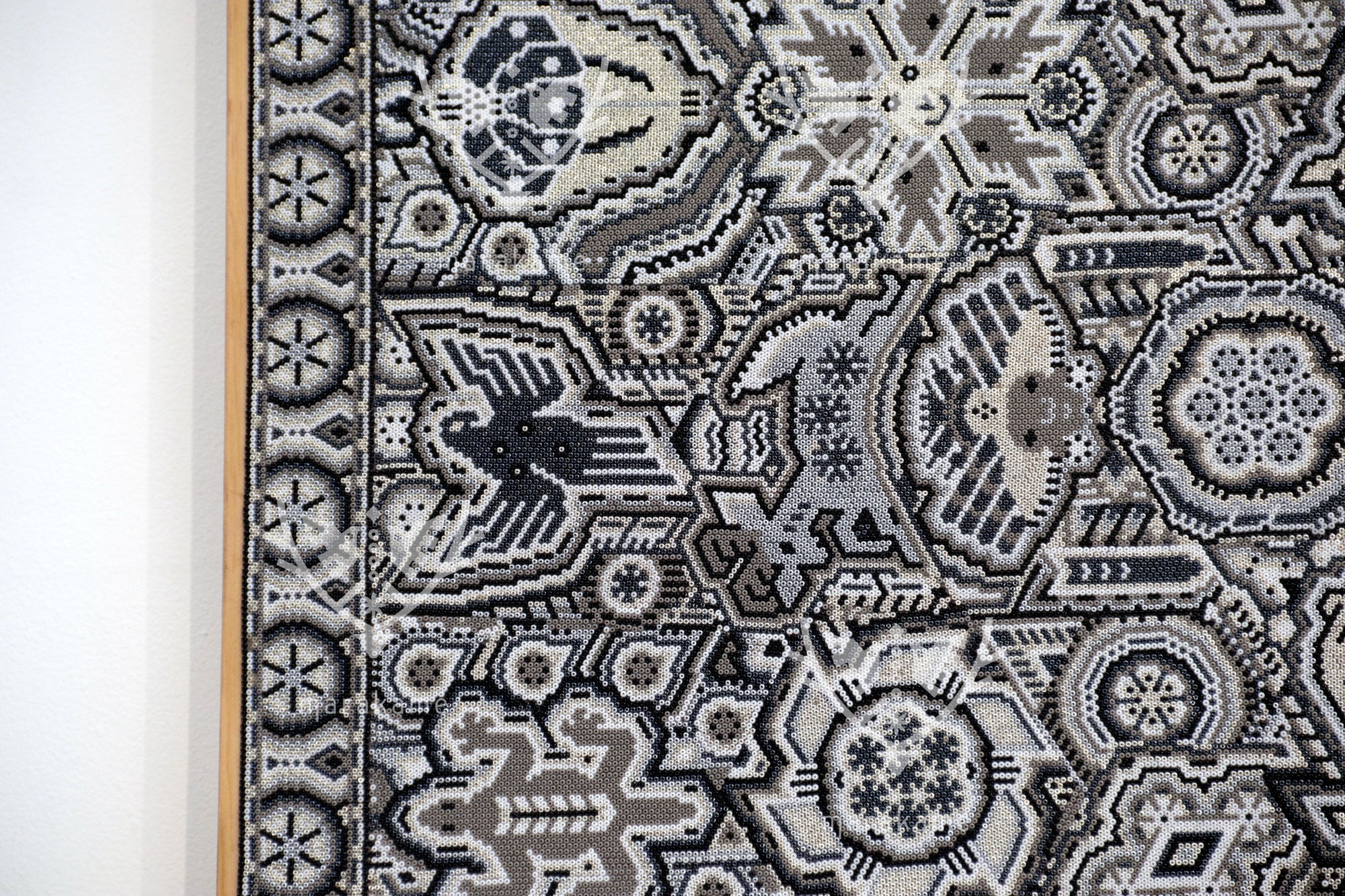 Nierika de Chaquira Huichol Painting - Metzeri Yuawi Neixa - He who dances with the rhythm of the moon - 120 x 120 cm.