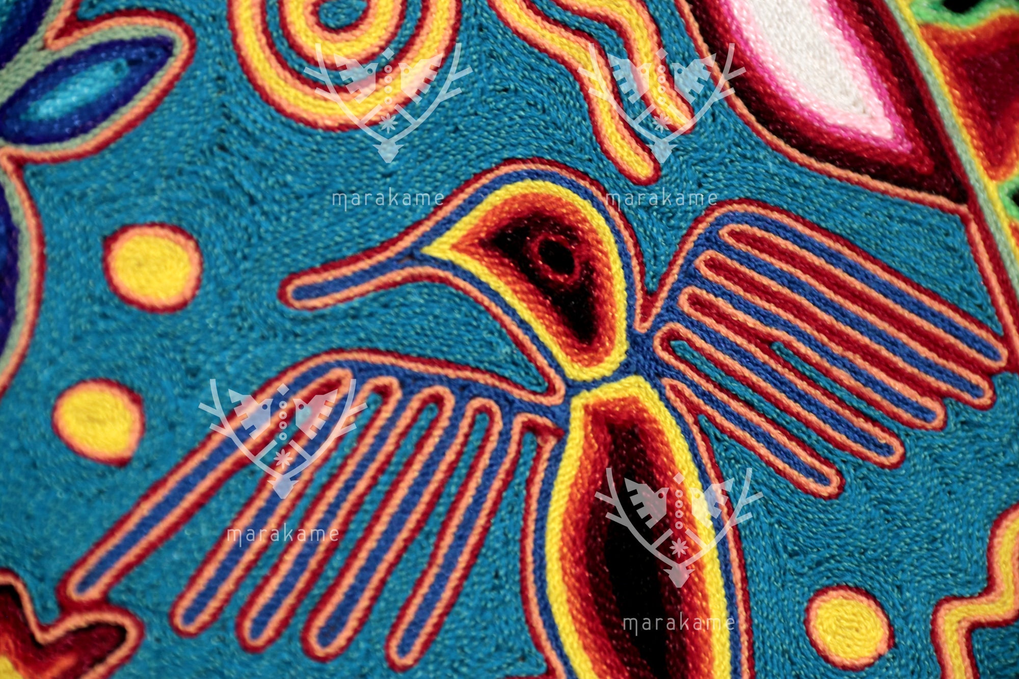Nierika de Estambre Cuadro Huichol - Tamatsi Maxa Kauyumarie - 120 x 60 cm.