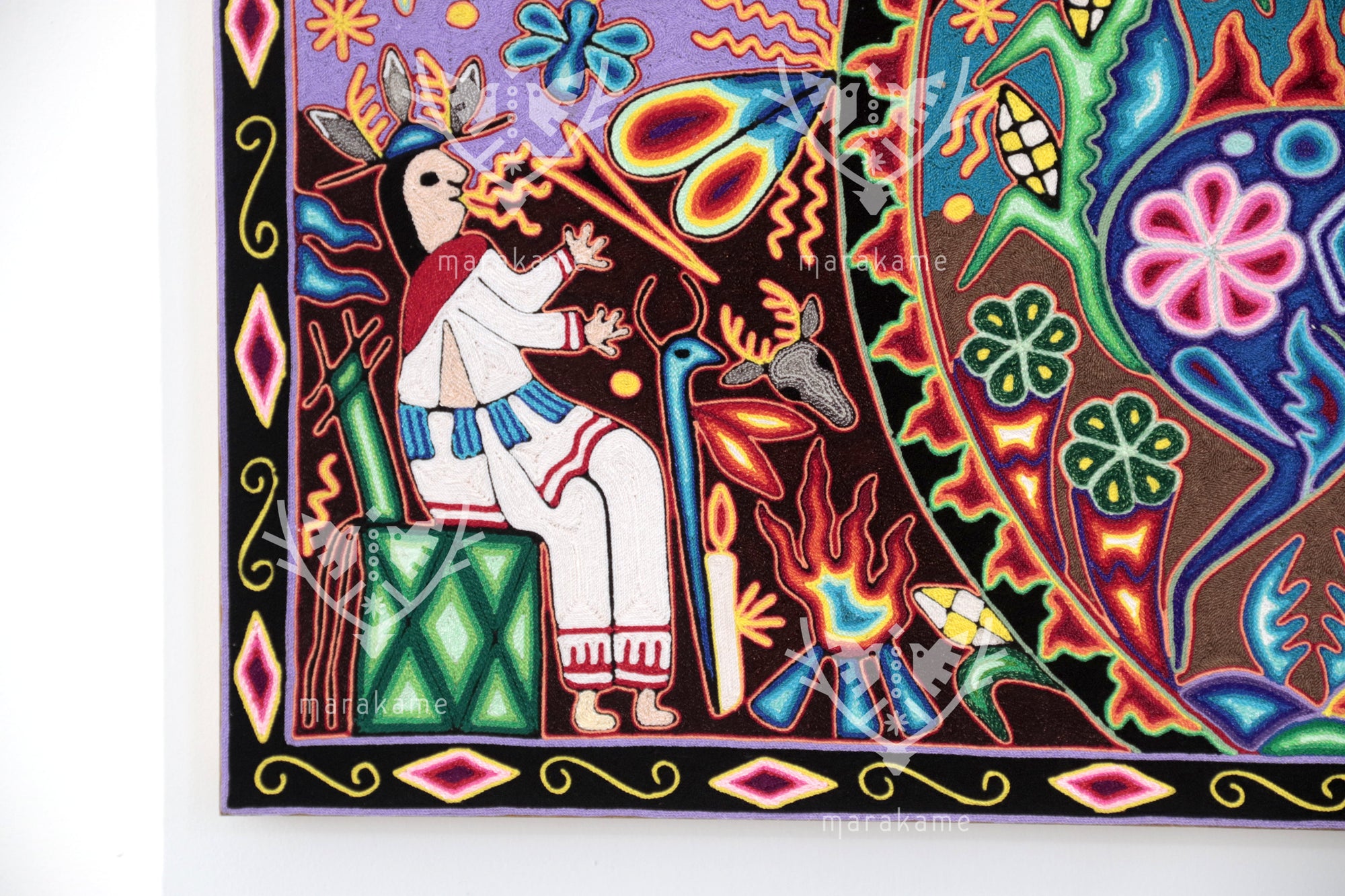 Nierika de Estambre Cuadro Huichol - Tamatsi Maxa Kauyumarie - 120 x 60 cm.