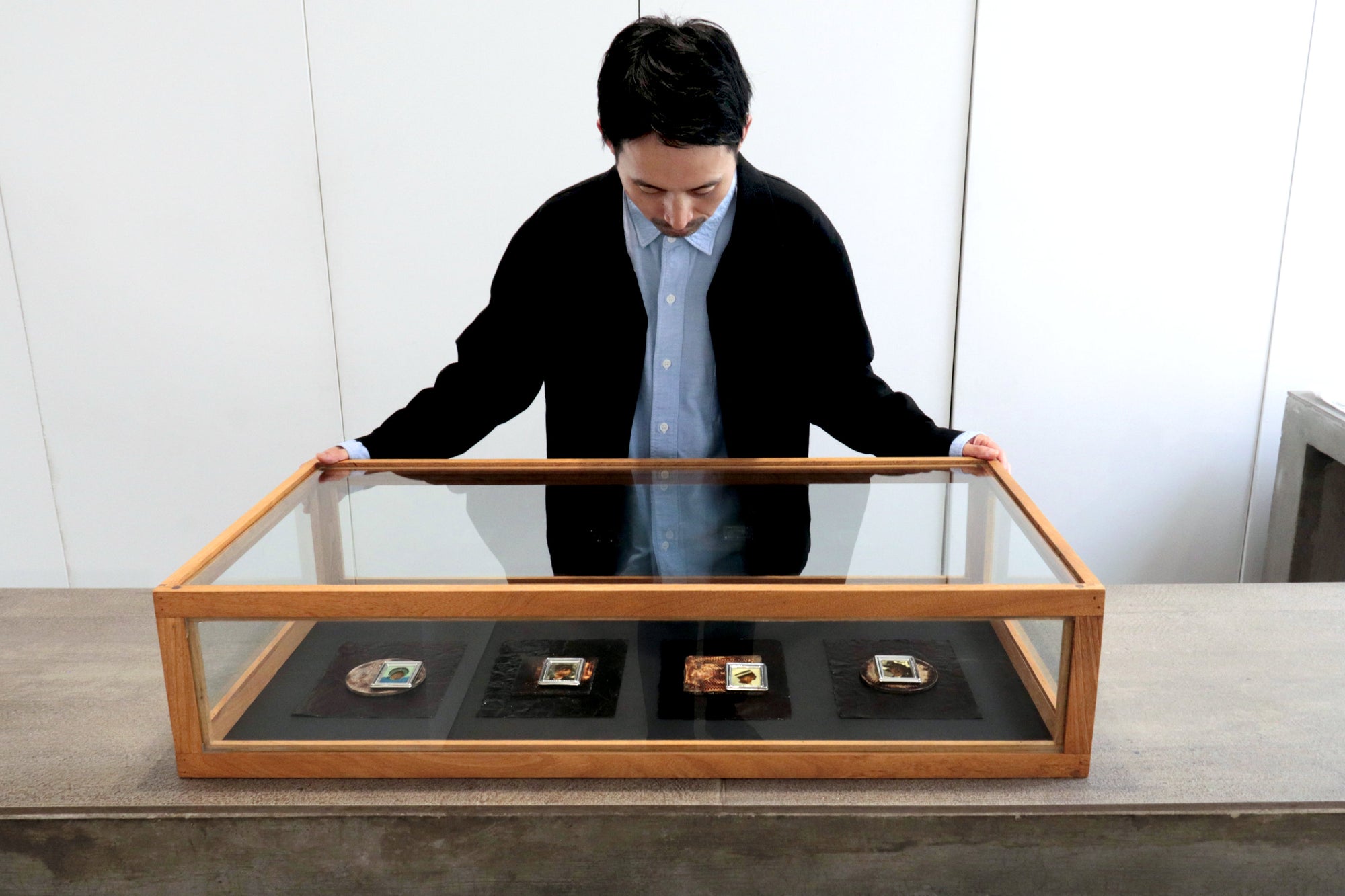 Self-portrait with interior colors III