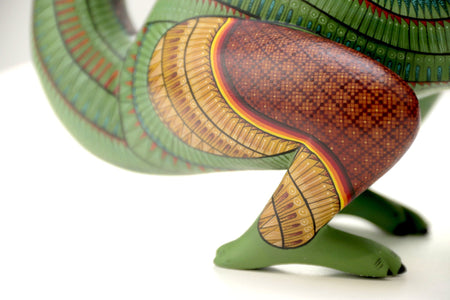 Alebrije - Fusión Perro Camaleón - Arte Marakame