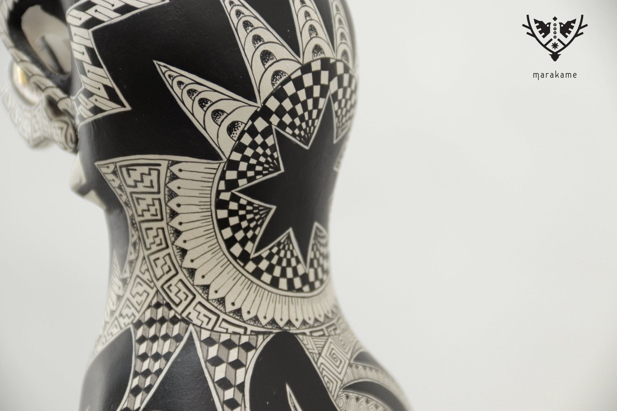 Alebrije - Fusión perro cráneo #2 - Eterno Reposo - Arte Huichol - Marakame
