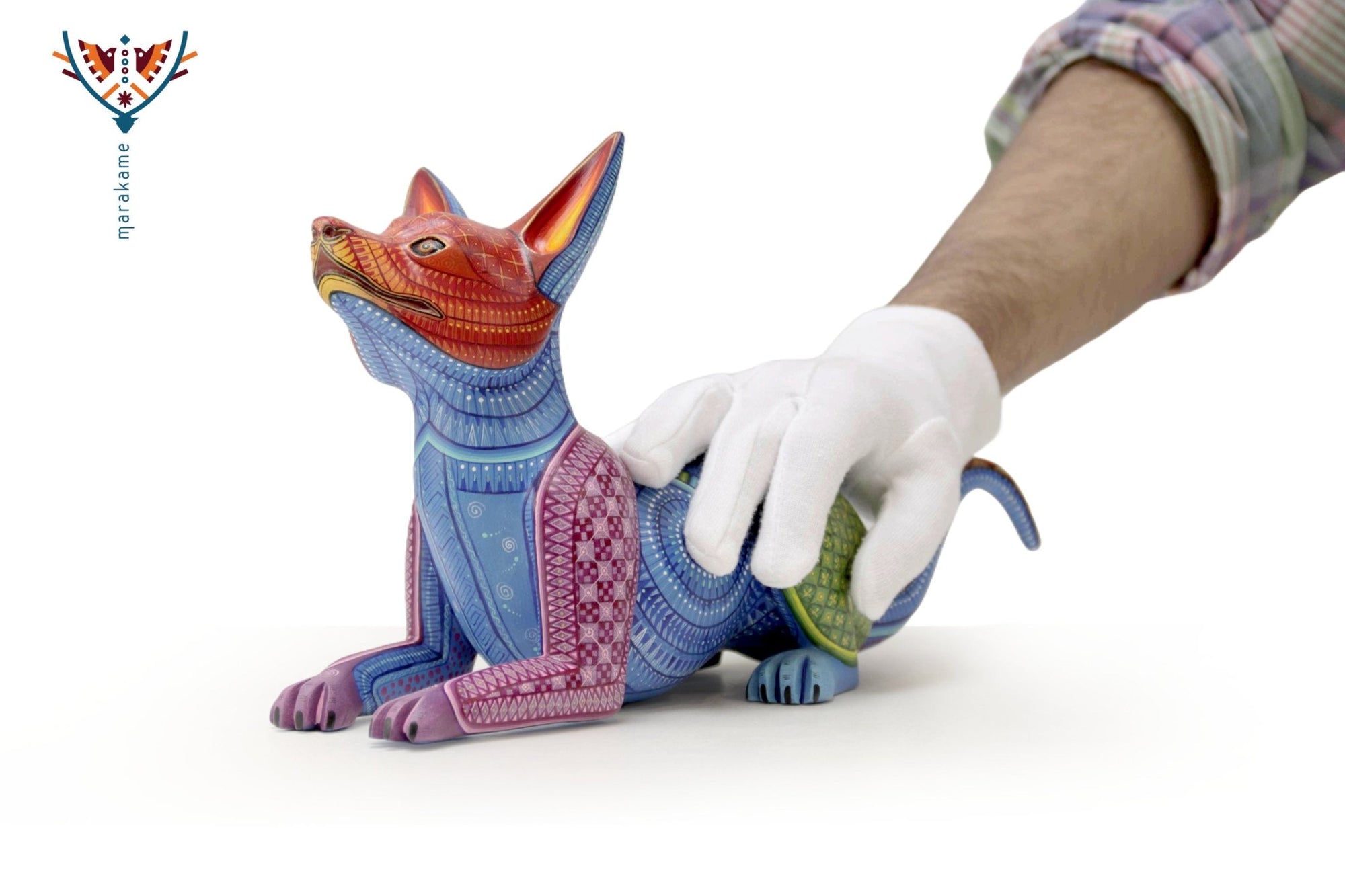 Alebrije - Perro acostado - Arte Huichol - Marakame