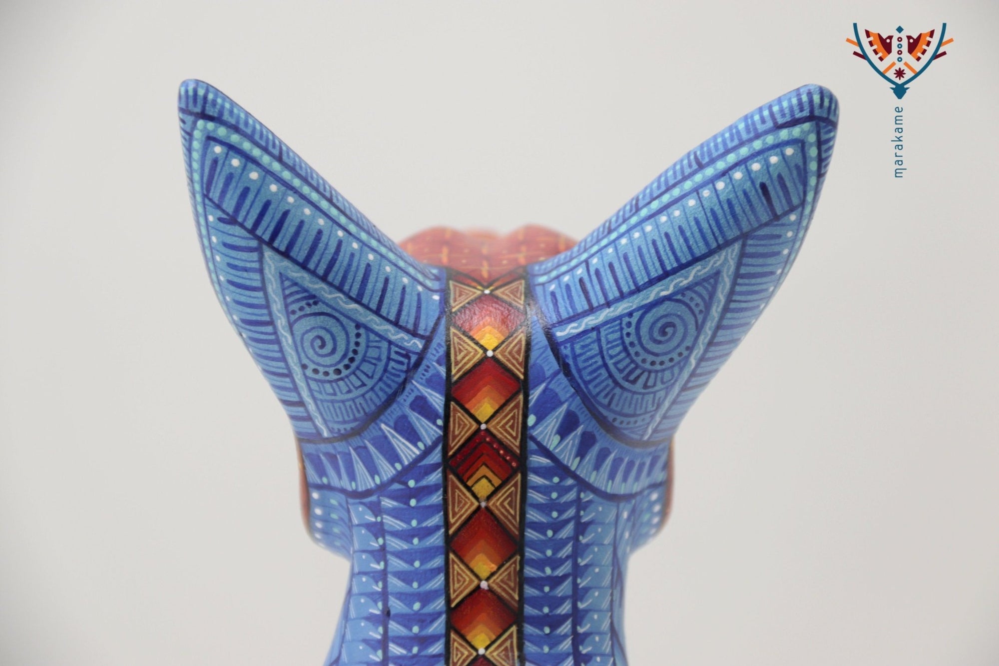 Alebrije - Perro acostado - Arte Huichol - Marakame