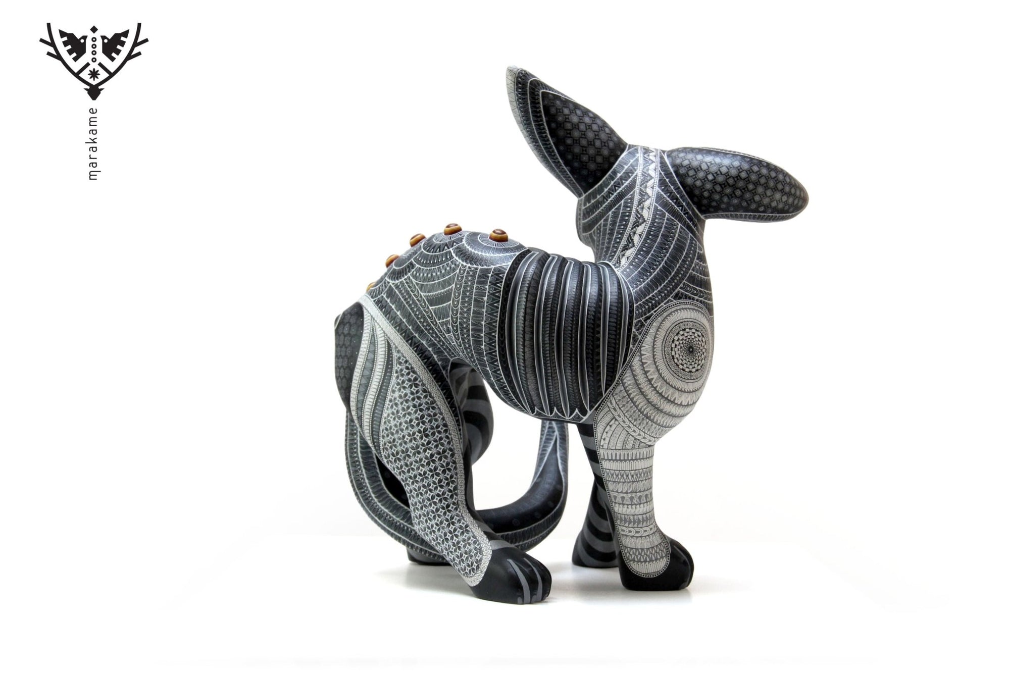 Hund Alebrije – Biní xcustiá – Huichol-Kunst – Marakame