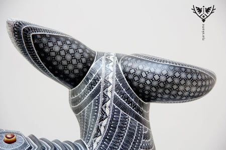 Hund Alebrije – Biní xcustiá – Huichol-Kunst – Marakame